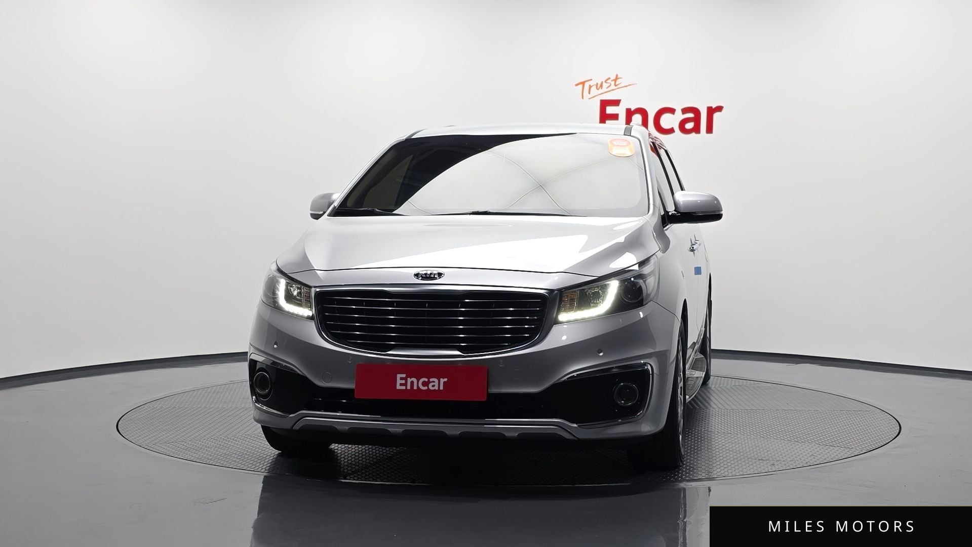 Kia Canival 2017 — миниатюра 3