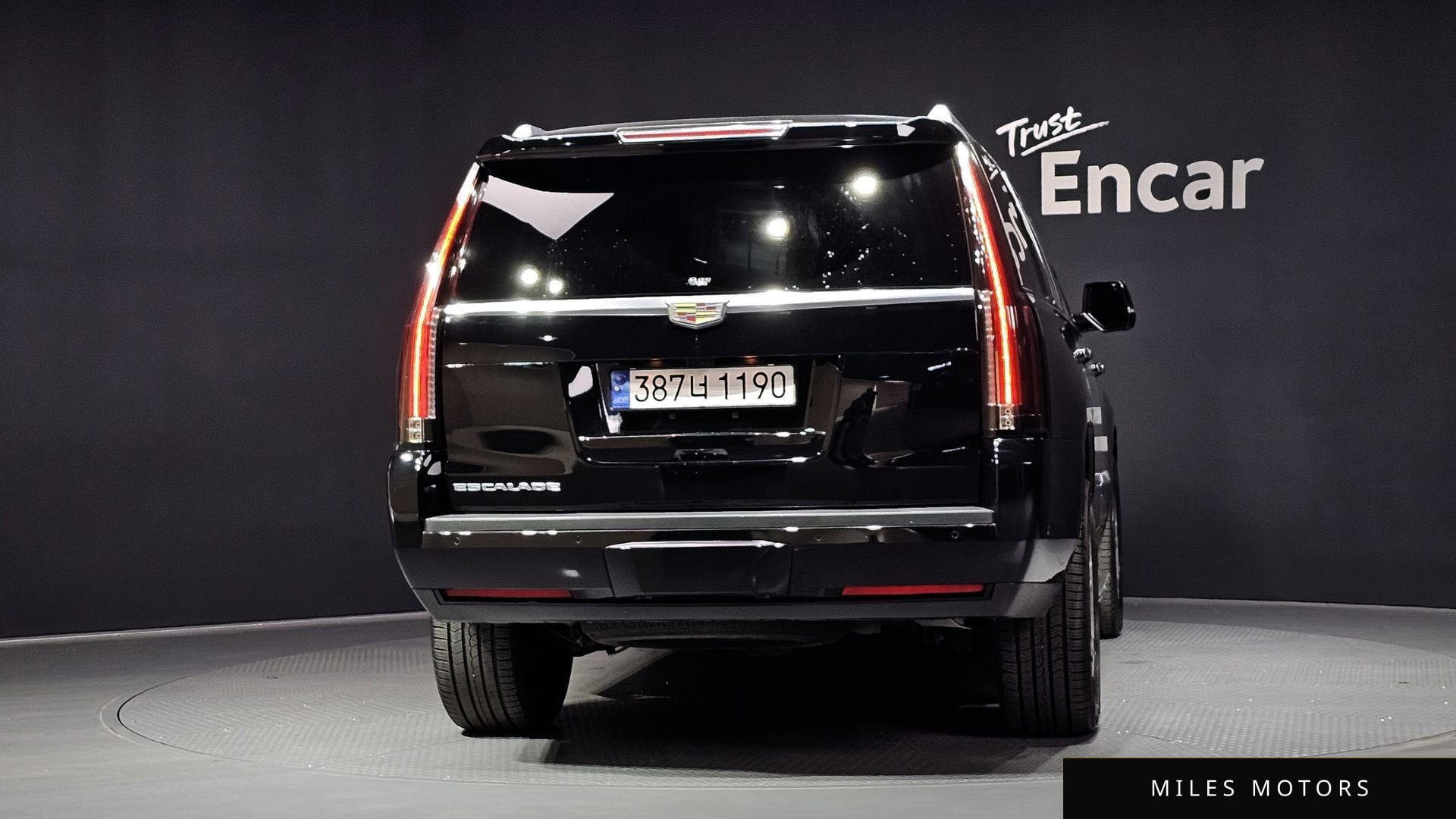Cadillac Escalade 2020 — миниатюра 4