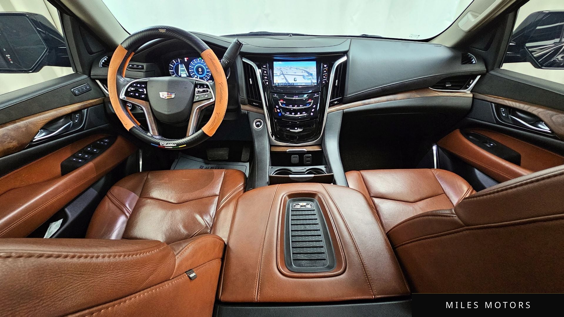 Cadillac Escalade 2020 — миниатюра 10