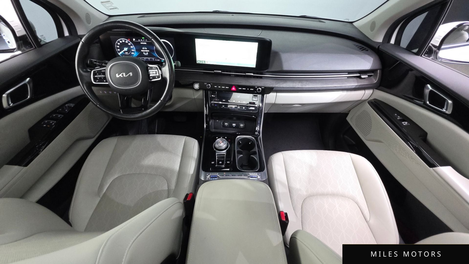 Kia Carnival 2023 — миниатюра 10