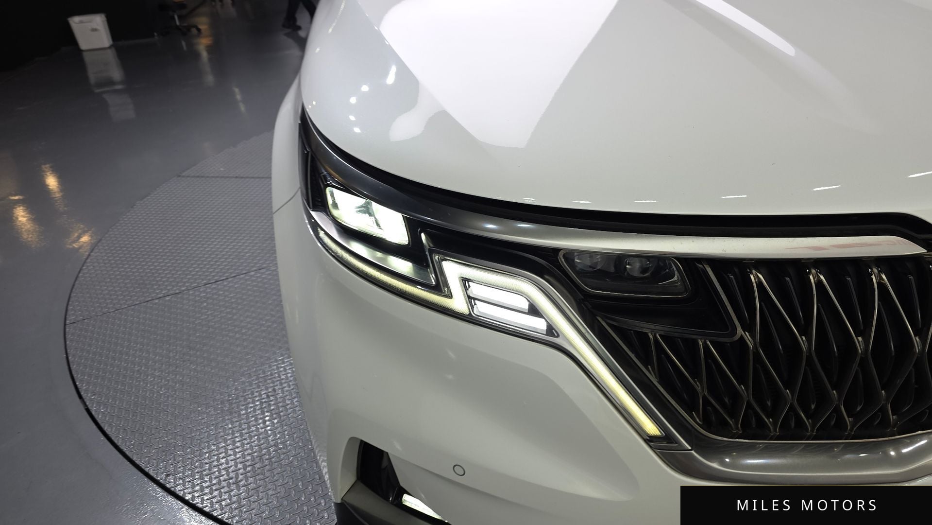 Kia Carnival 2023 — миниатюра 8