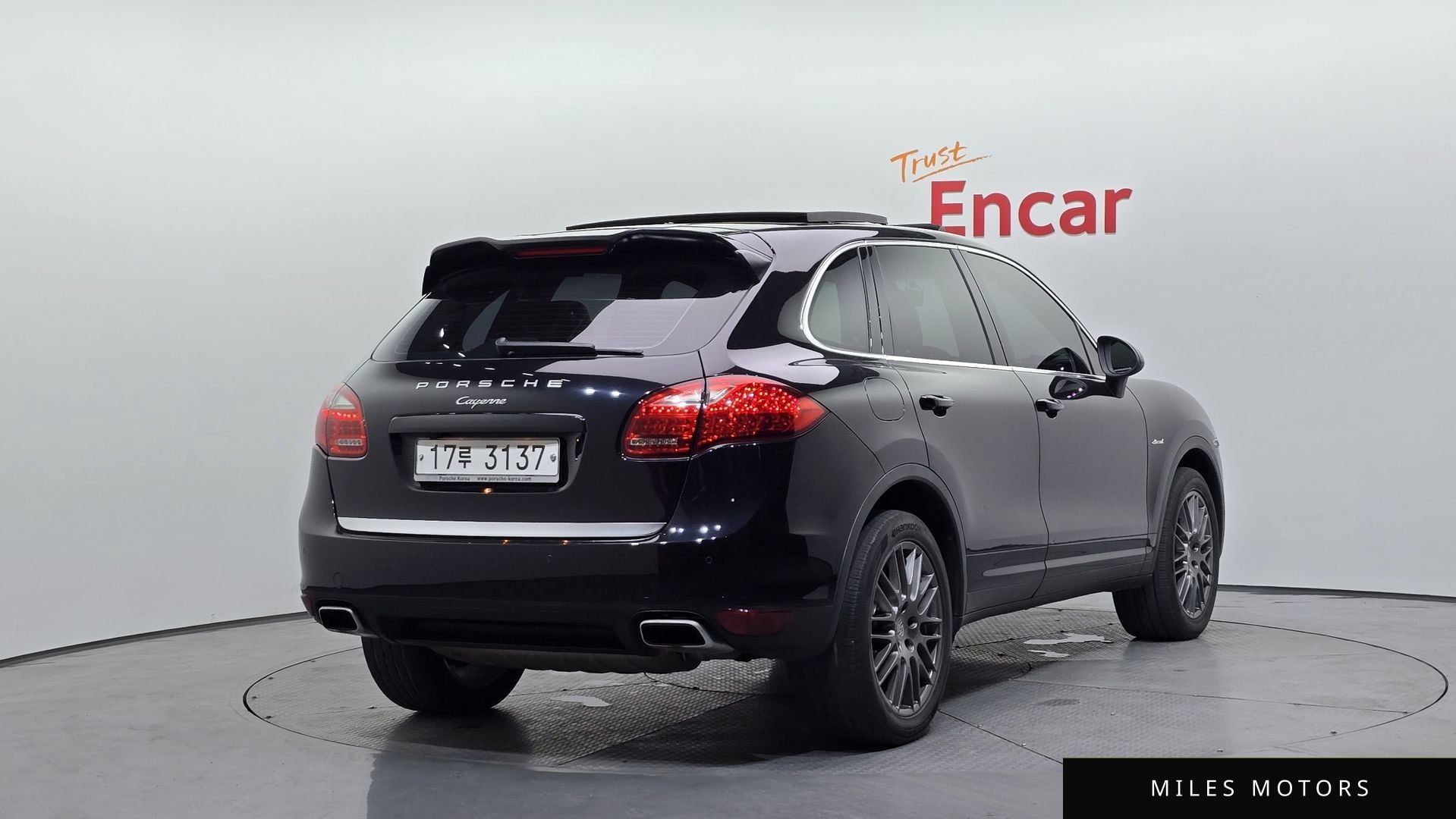 Porsche Cayenne 2012 — миниатюра 2