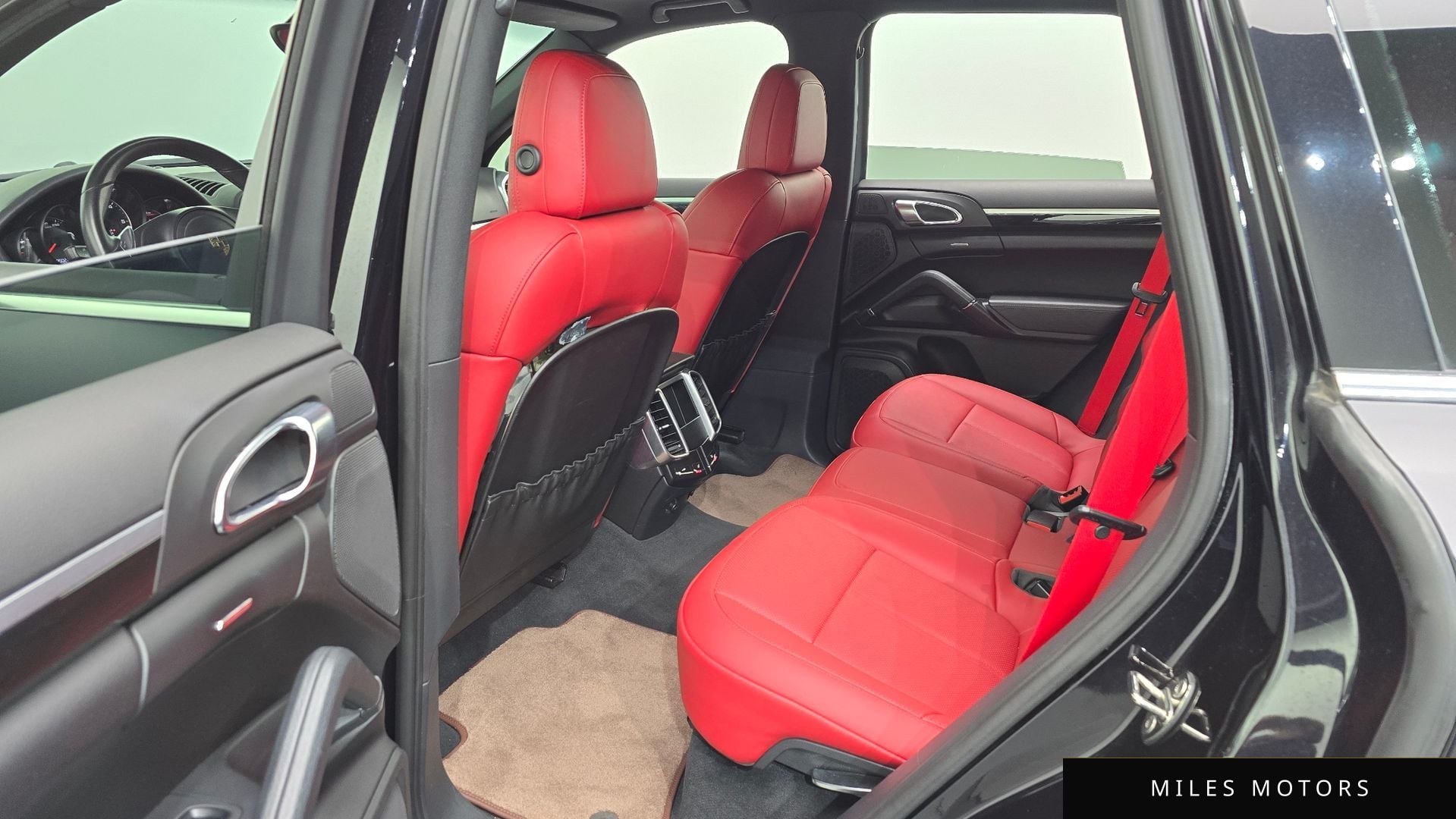 Porsche Cayenne 2012 — миниатюра 11