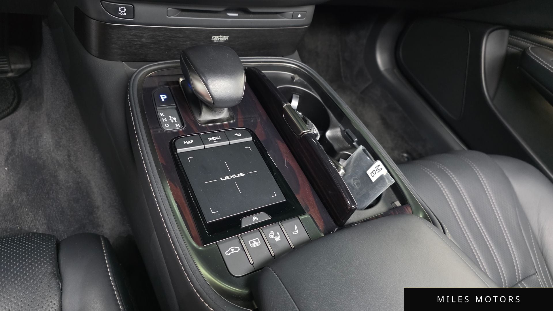 Лексус LS500 2021 — миниатюра 12