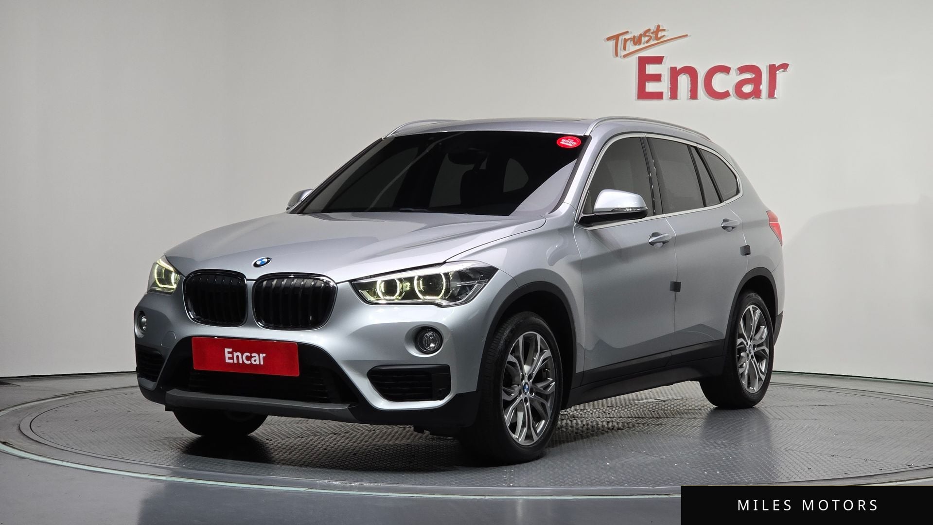 BMW X1 (F48) 2018 — фото 1 из 12