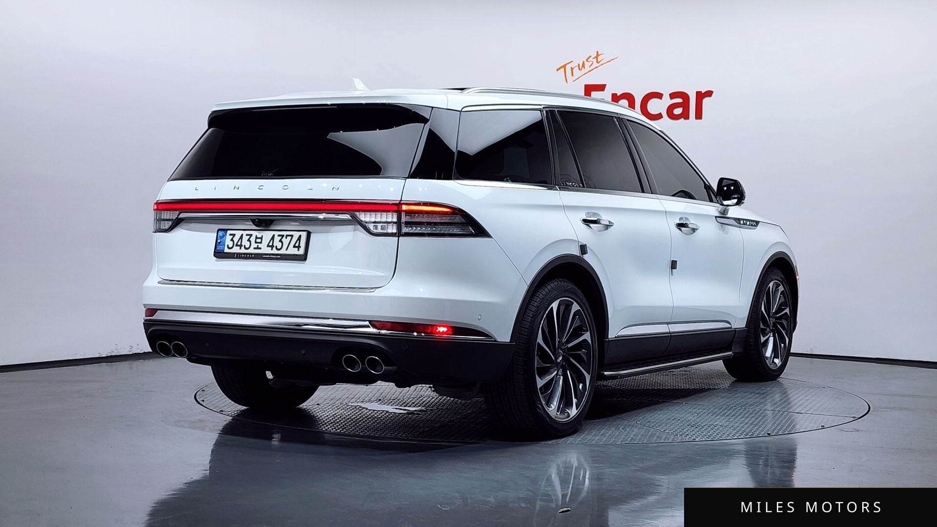 Lincoln Aviator 2021 — миниатюра 2