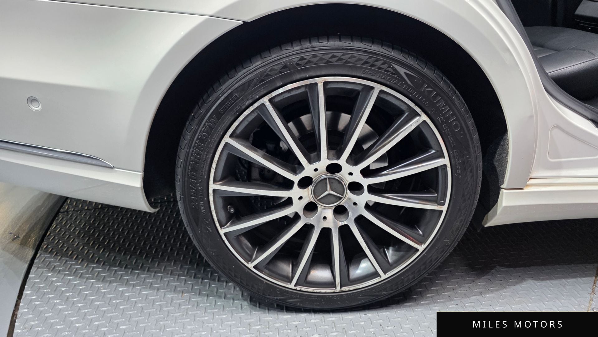 Mercedes-Benz E-Class W212 2014 — миниатюра 4