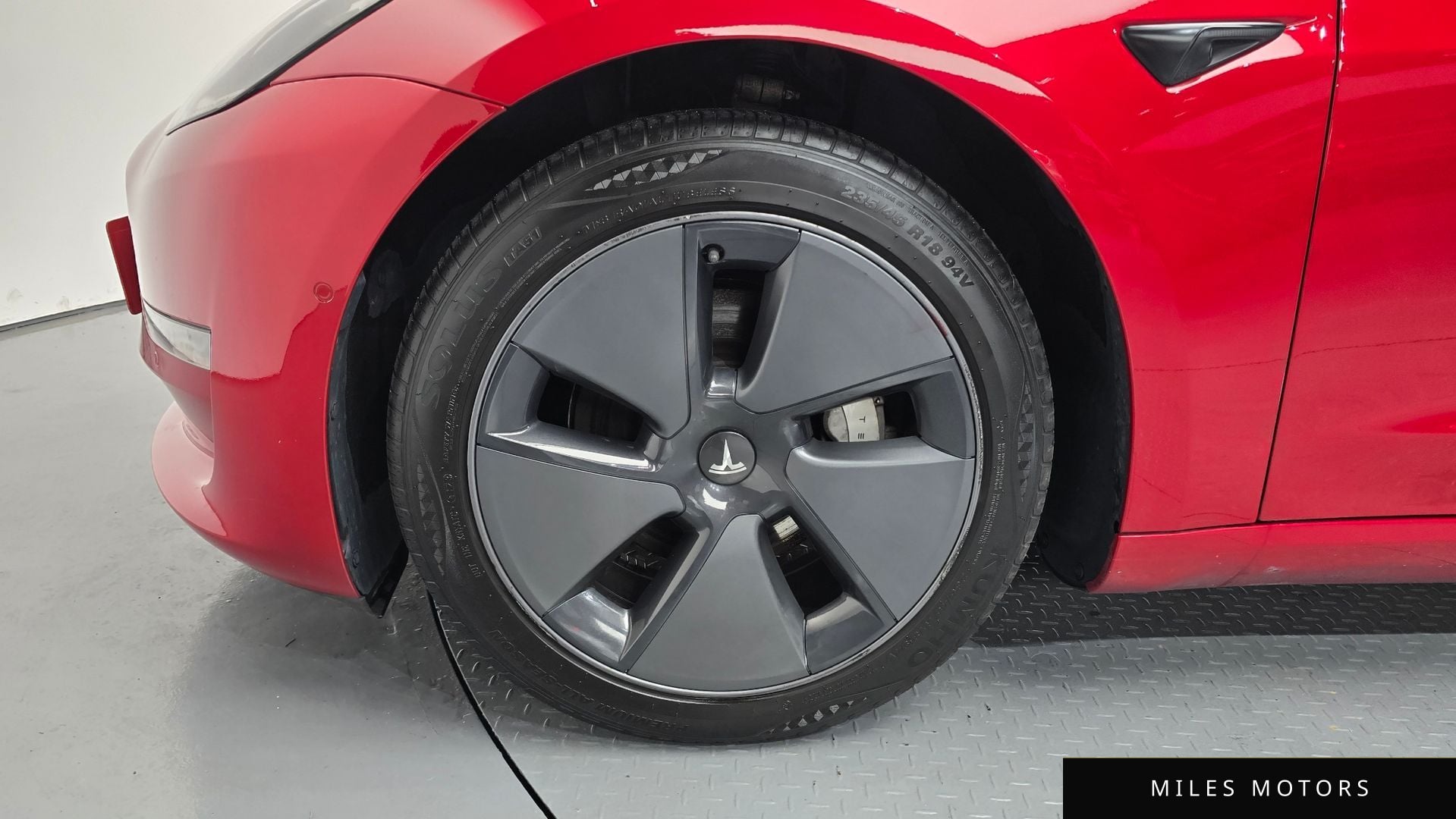 Tesla Model 3 2021 — миниатюра 5