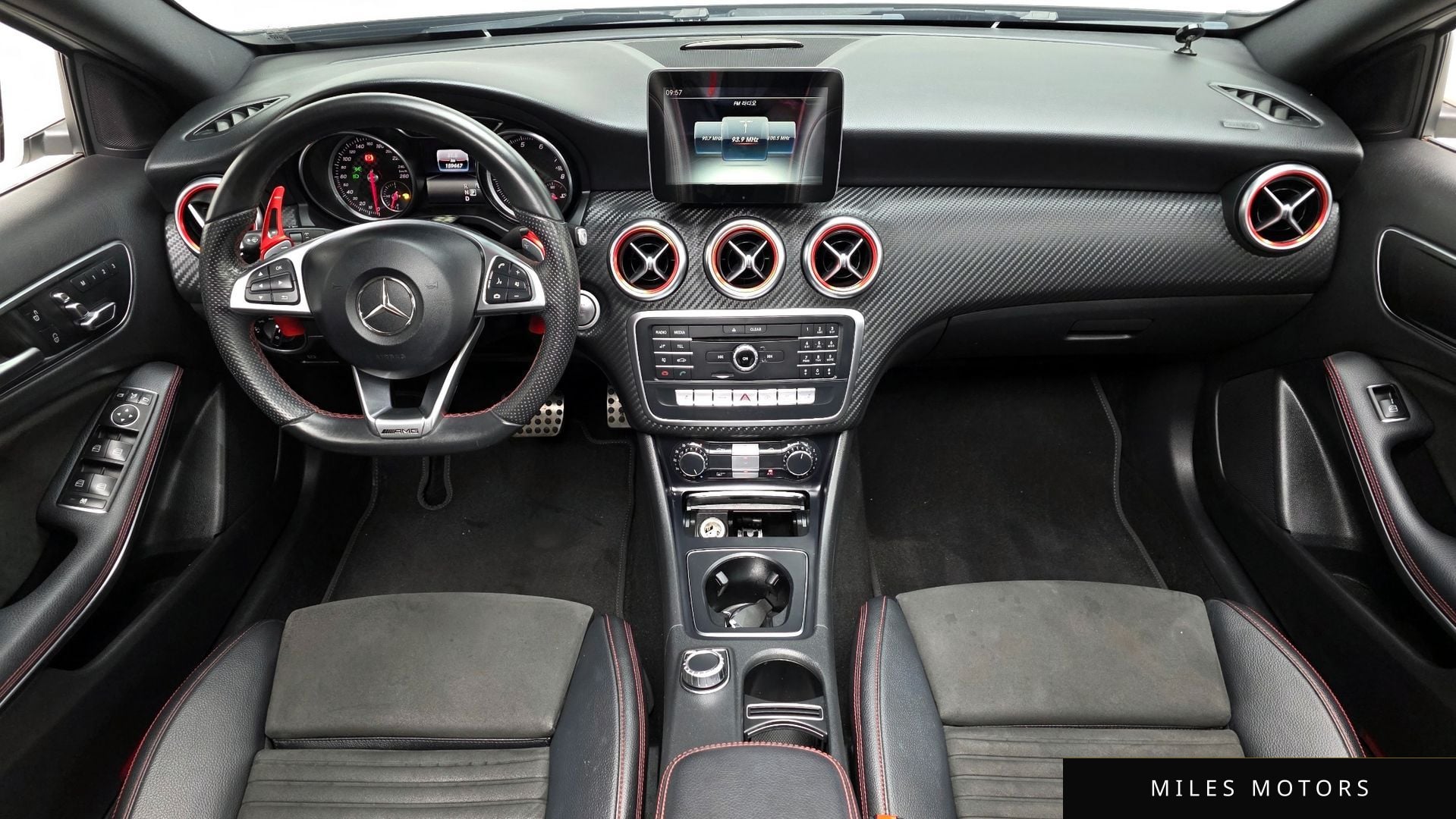 Mercedes-Benz A-Class W176 2018 — миниатюра 7