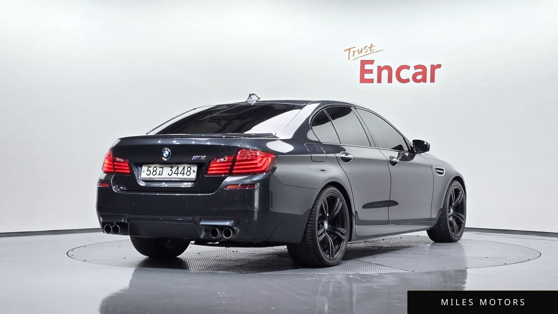 BMW M5 (F10) 2016 — фото 1 из 12