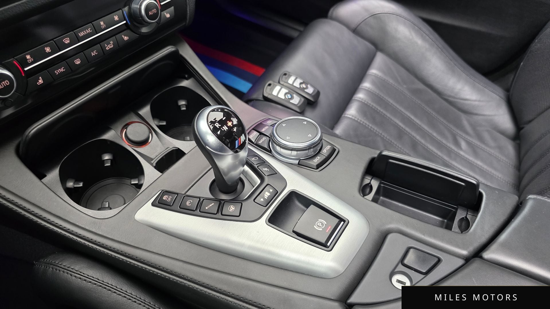 BMW M5 (F10) 2016 — миниатюра 11