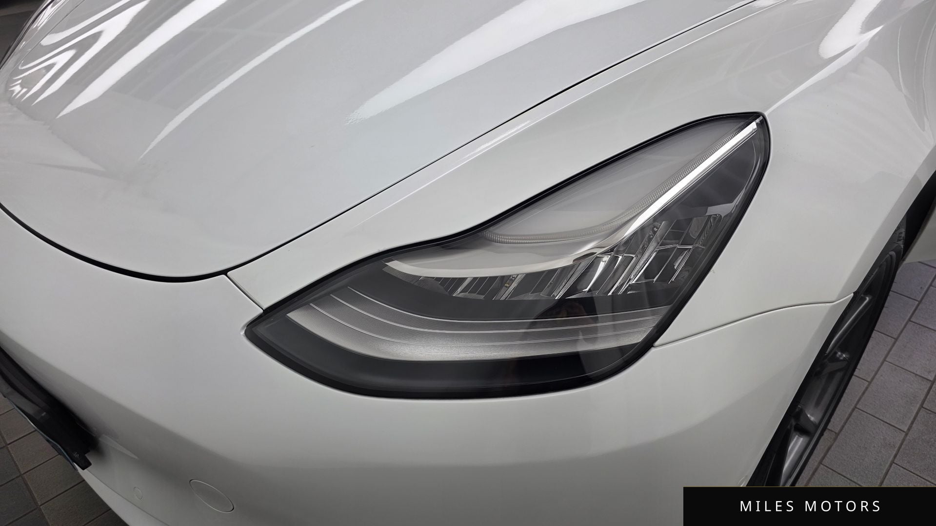 Tesla Model 3 2020 — миниатюра 8