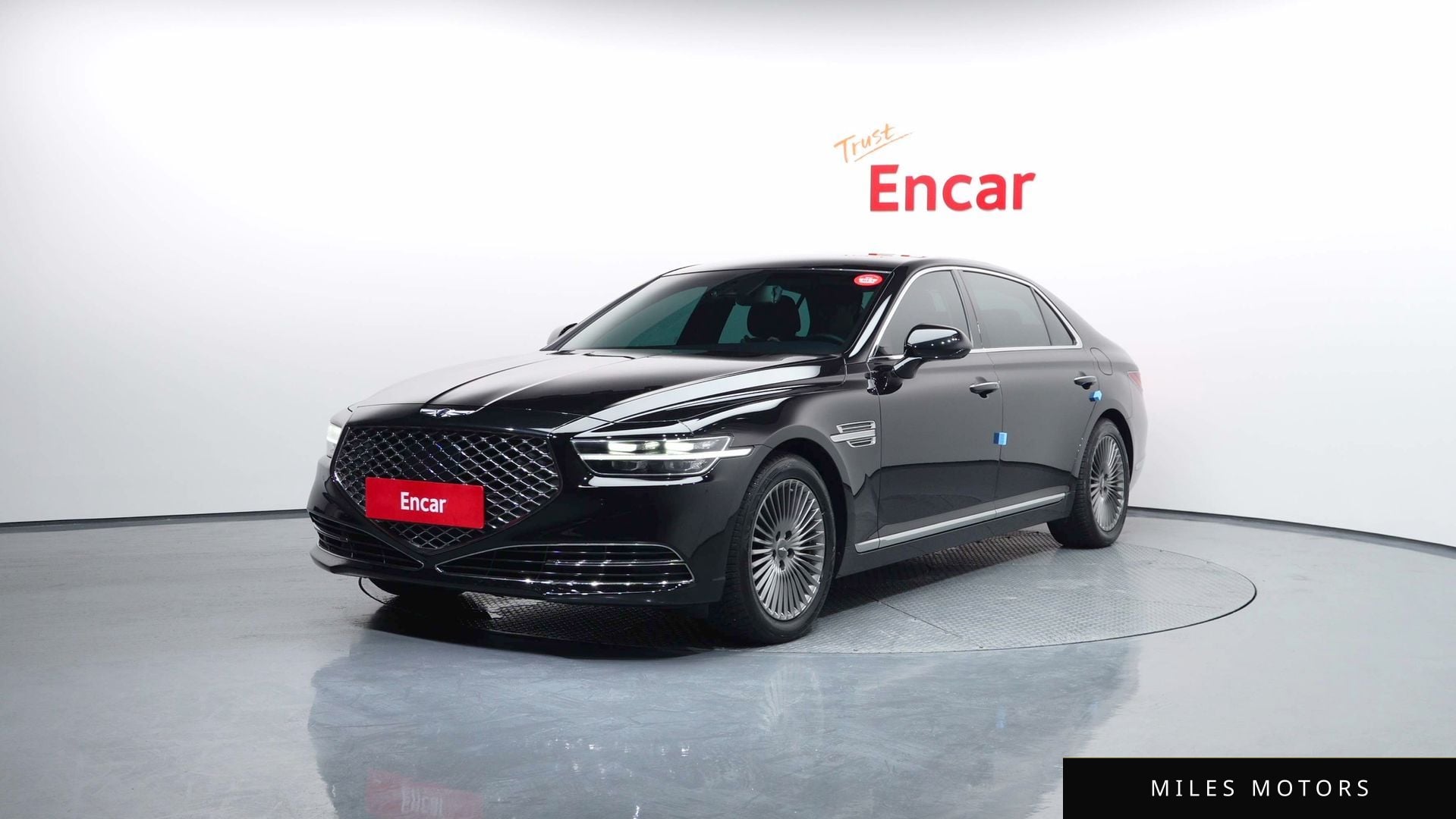 Genesis G90 2021 — фото 1 из 12