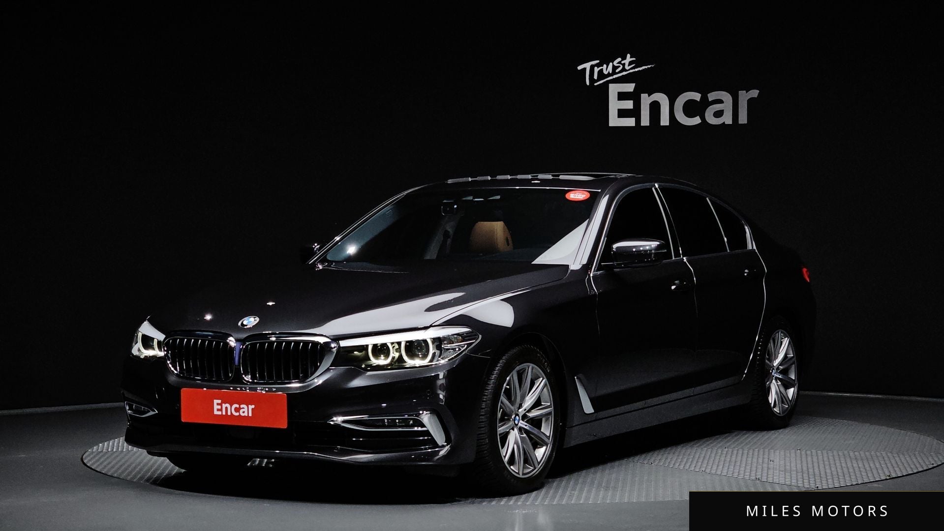 BMW 5 Series (G30) 2019 — фото 1 из 12