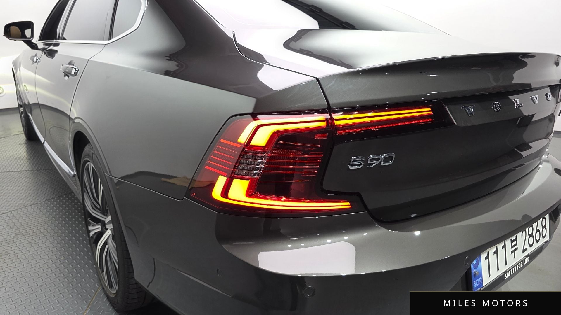 Volvo S90 2023 — миниатюра 9
