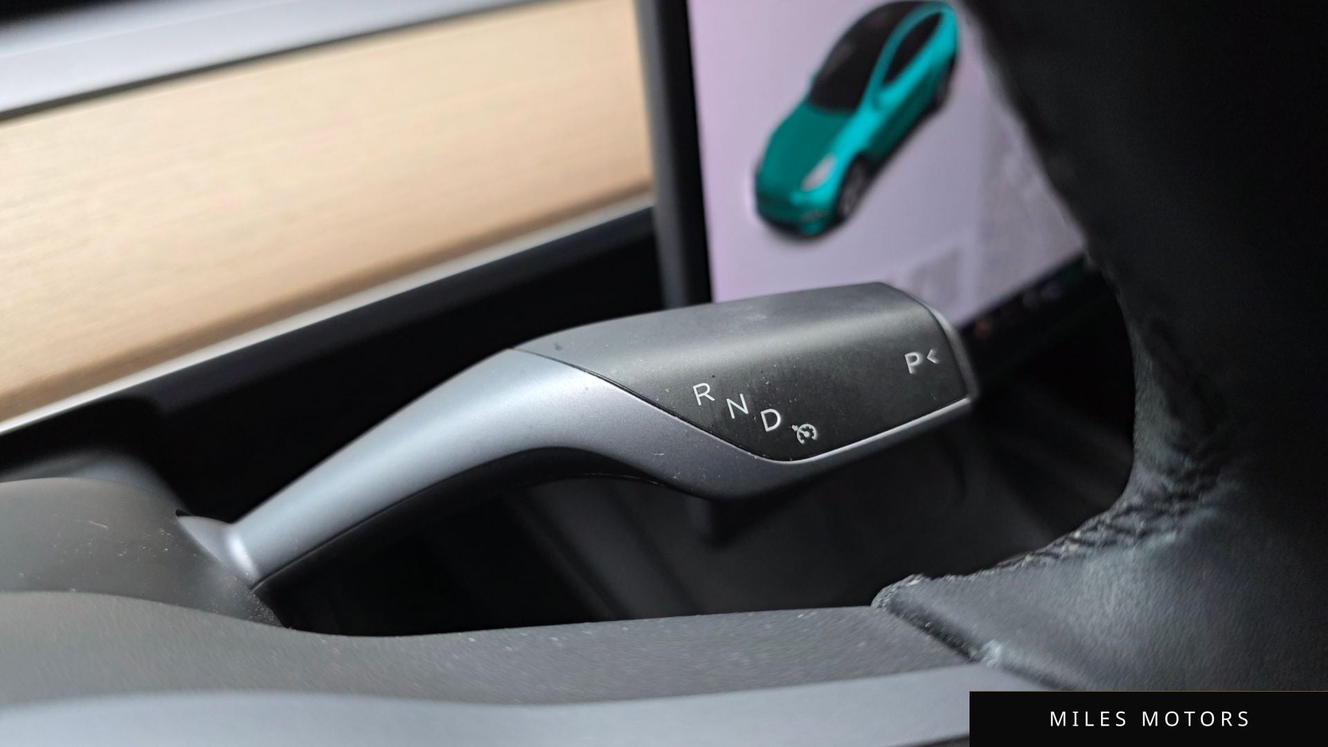 Tesla Model Y 2021 — миниатюра 12