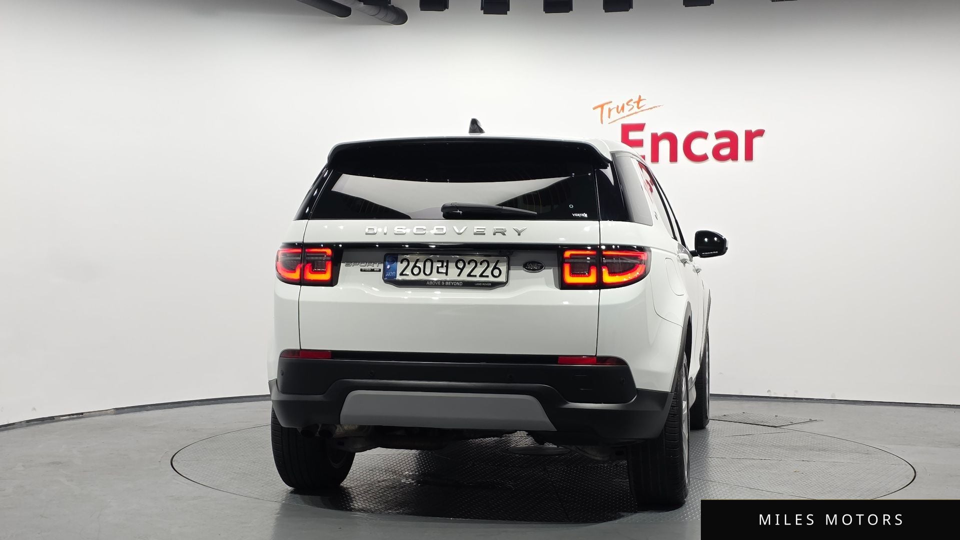 Land Rover Discovery Sport 2020 — миниатюра 4