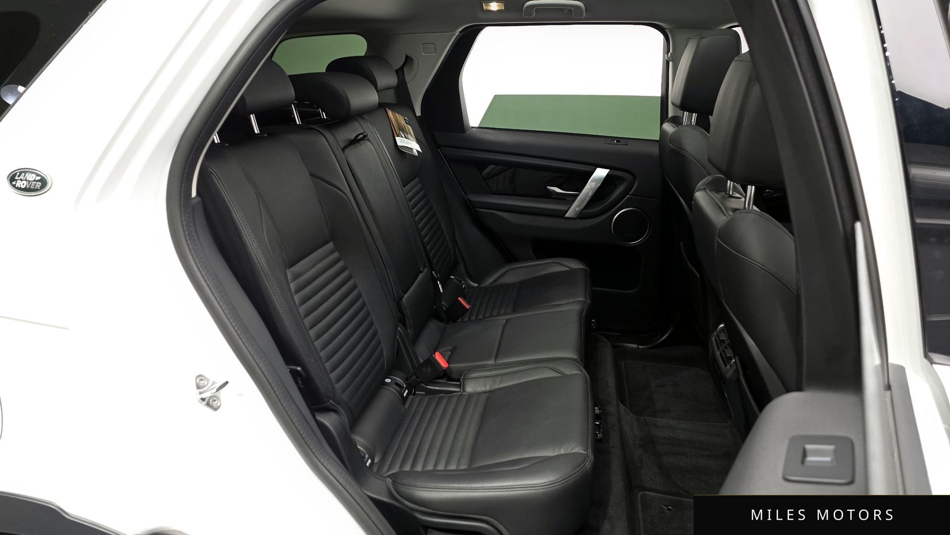 Land Rover Discovery Sport 2020 — миниатюра 11