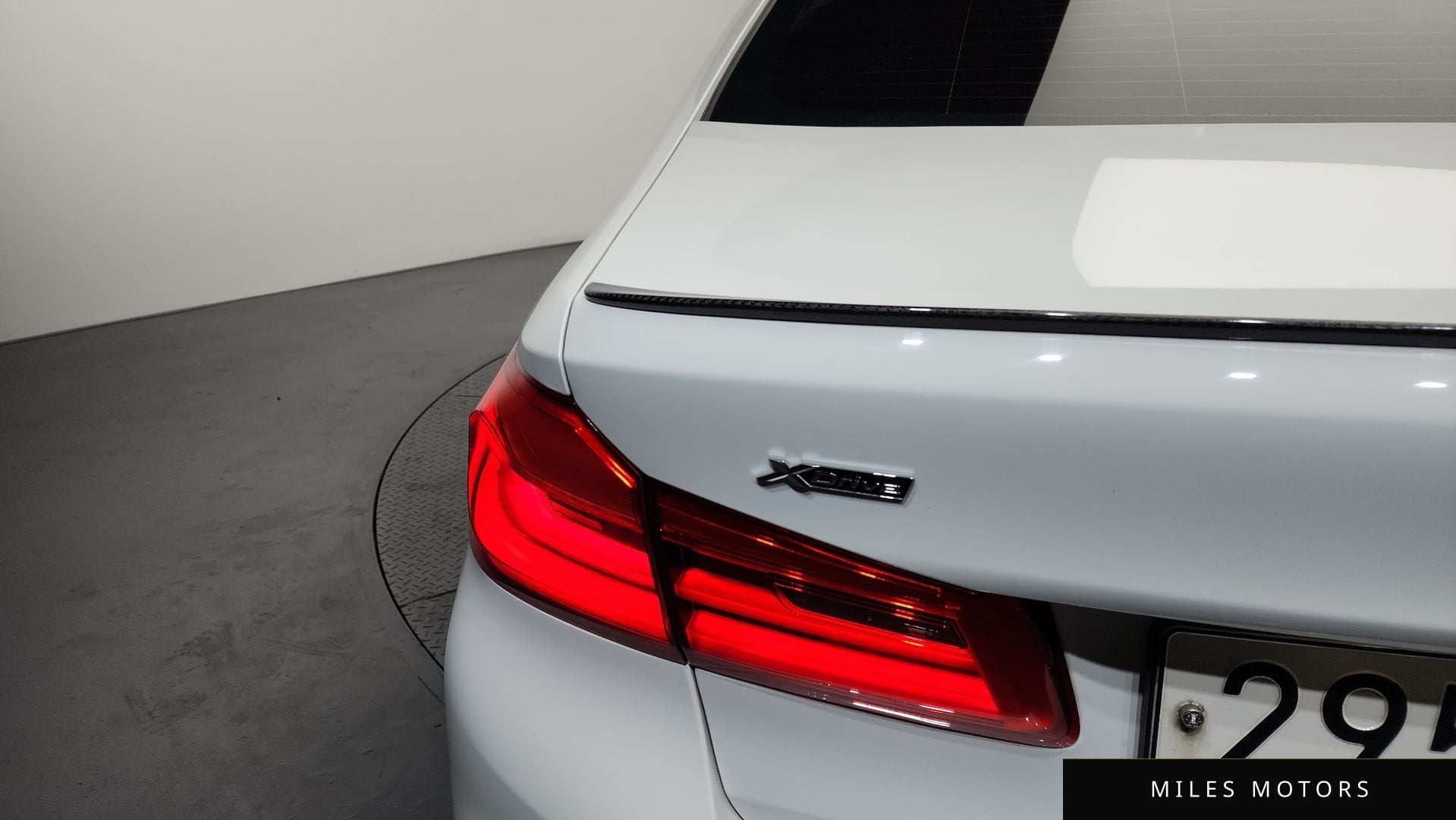 BMW 5 Series (G30) 2020 — миниатюра 9