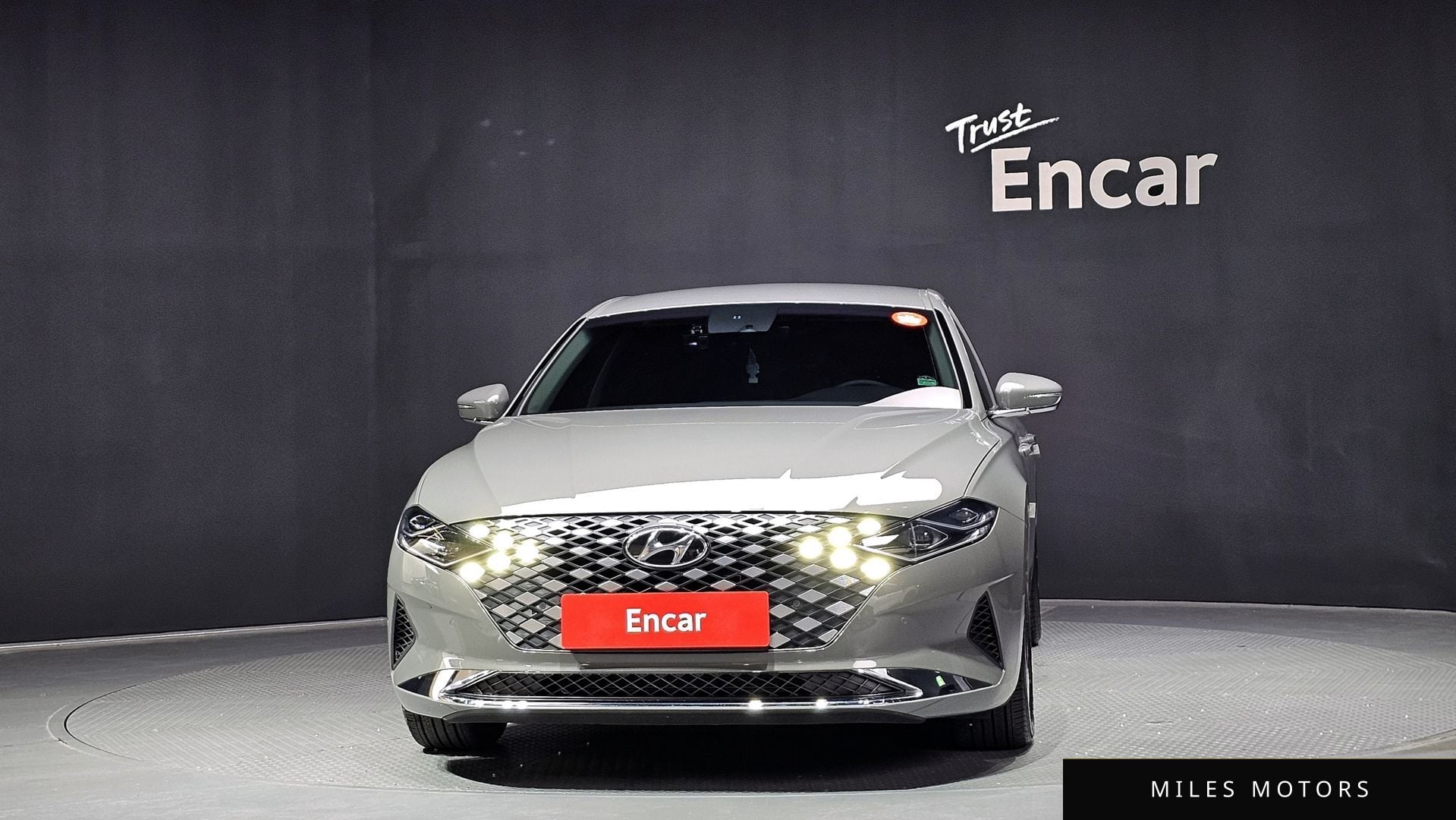 Hyundai Grandeur 2022 — миниатюра 3