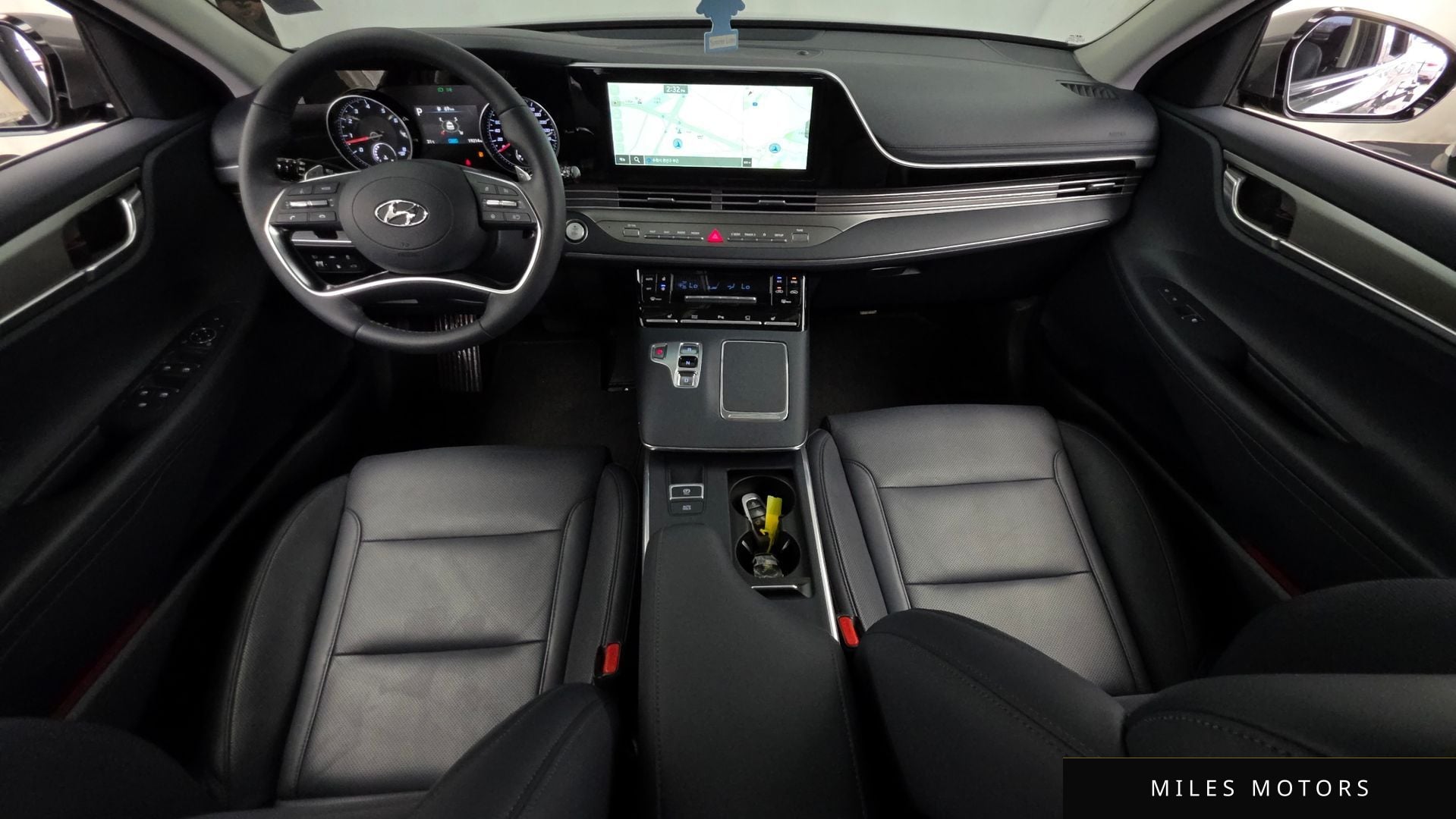 Hyundai Grandeur 2022 — миниатюра 10