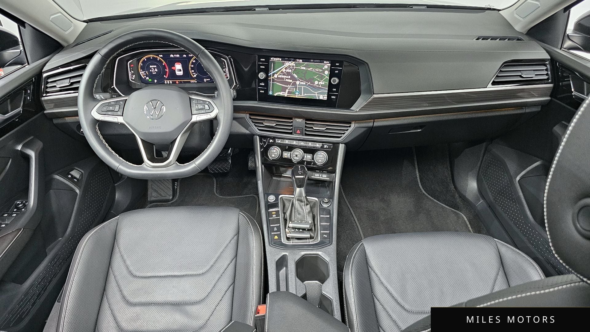Volkswagen Jetta 2024 — миниатюра 10