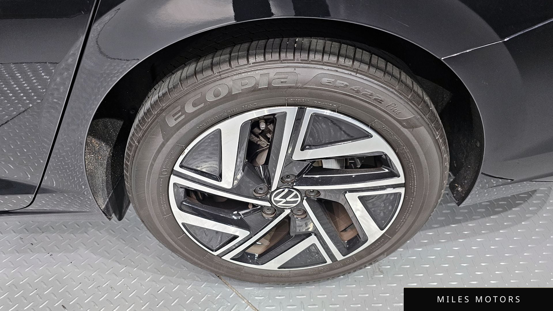 Volkswagen Jetta 2024 — миниатюра 7