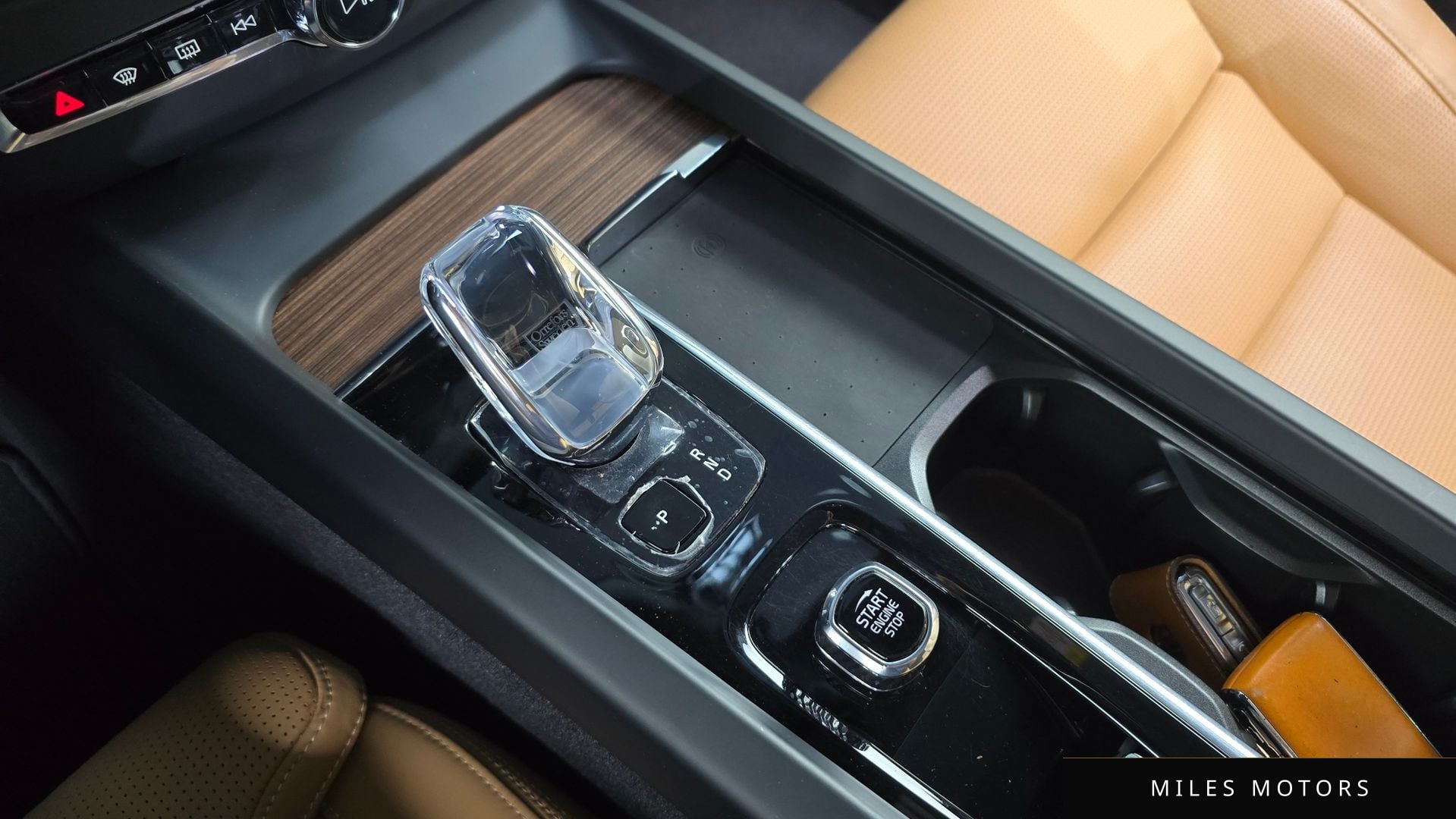 Volvo XC60 2024 — миниатюра 12