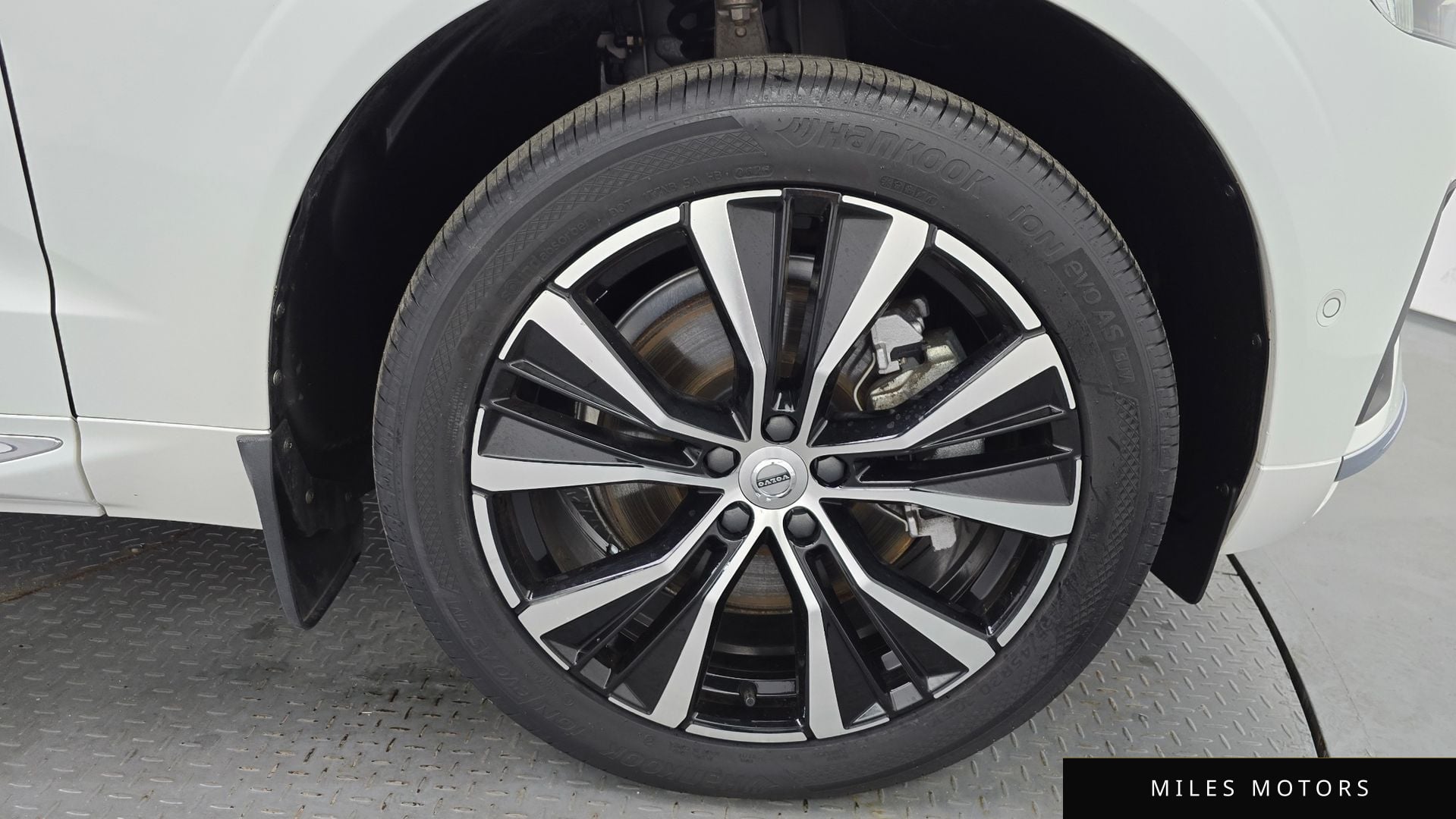 Volvo XC60 2024 — миниатюра 7