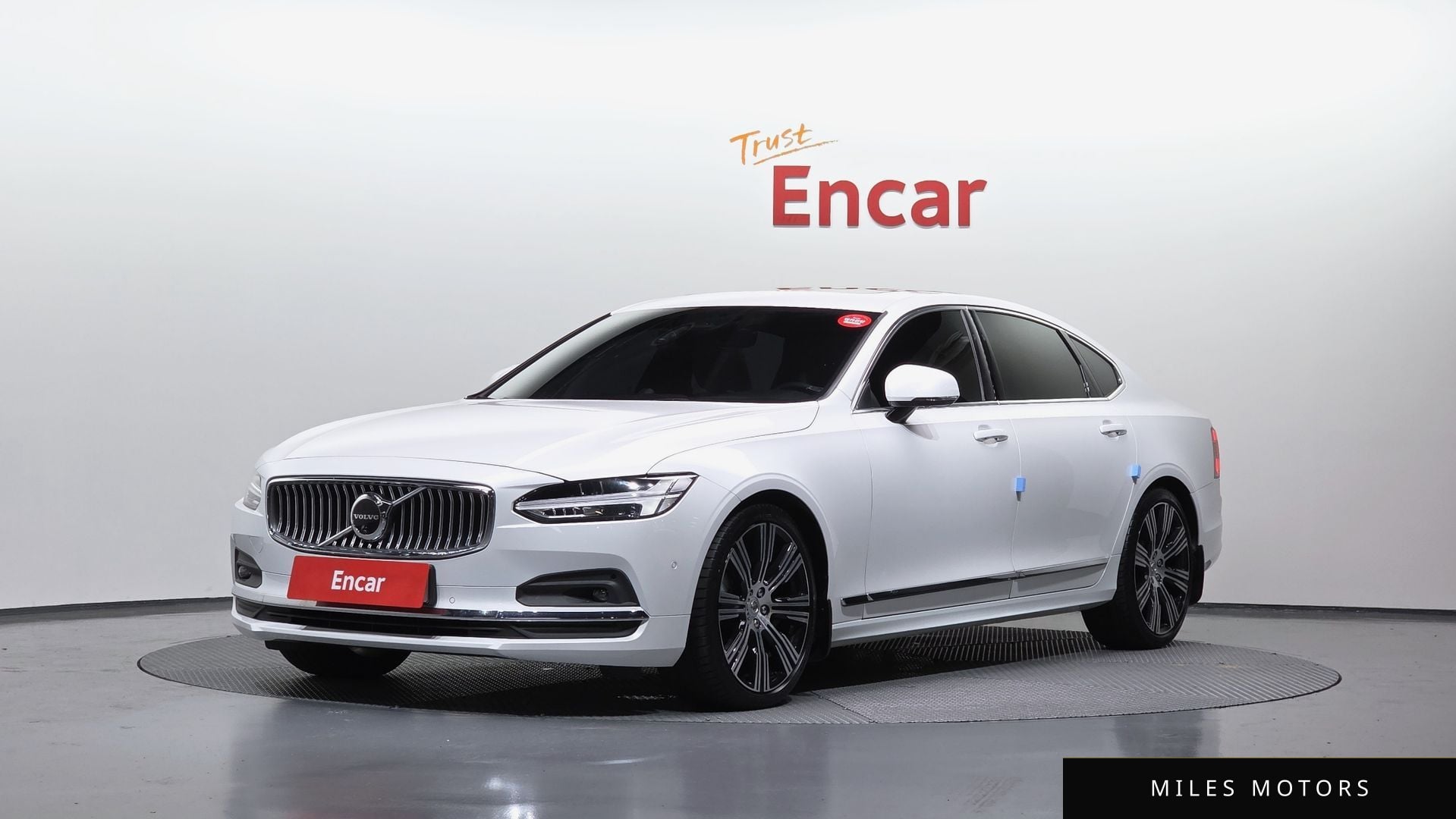 Volvo S90 2024 — фото 1 из 12