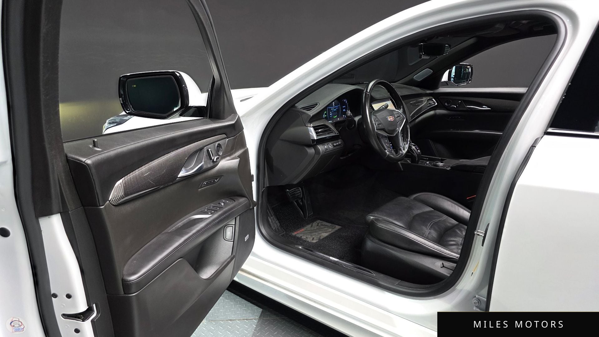Cadillac CT6 2019 — миниатюра 10