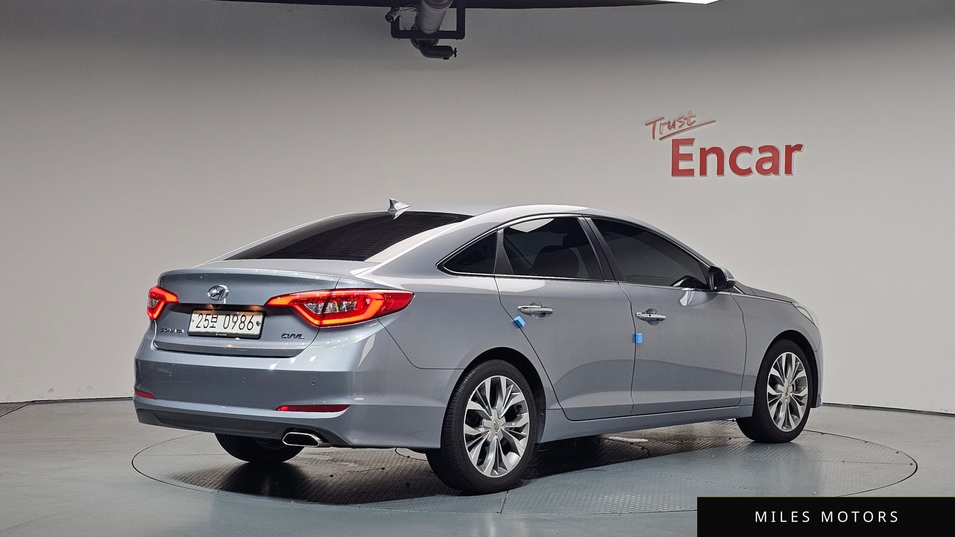 Hyundai Sonata 2017 — фото 1 из 12