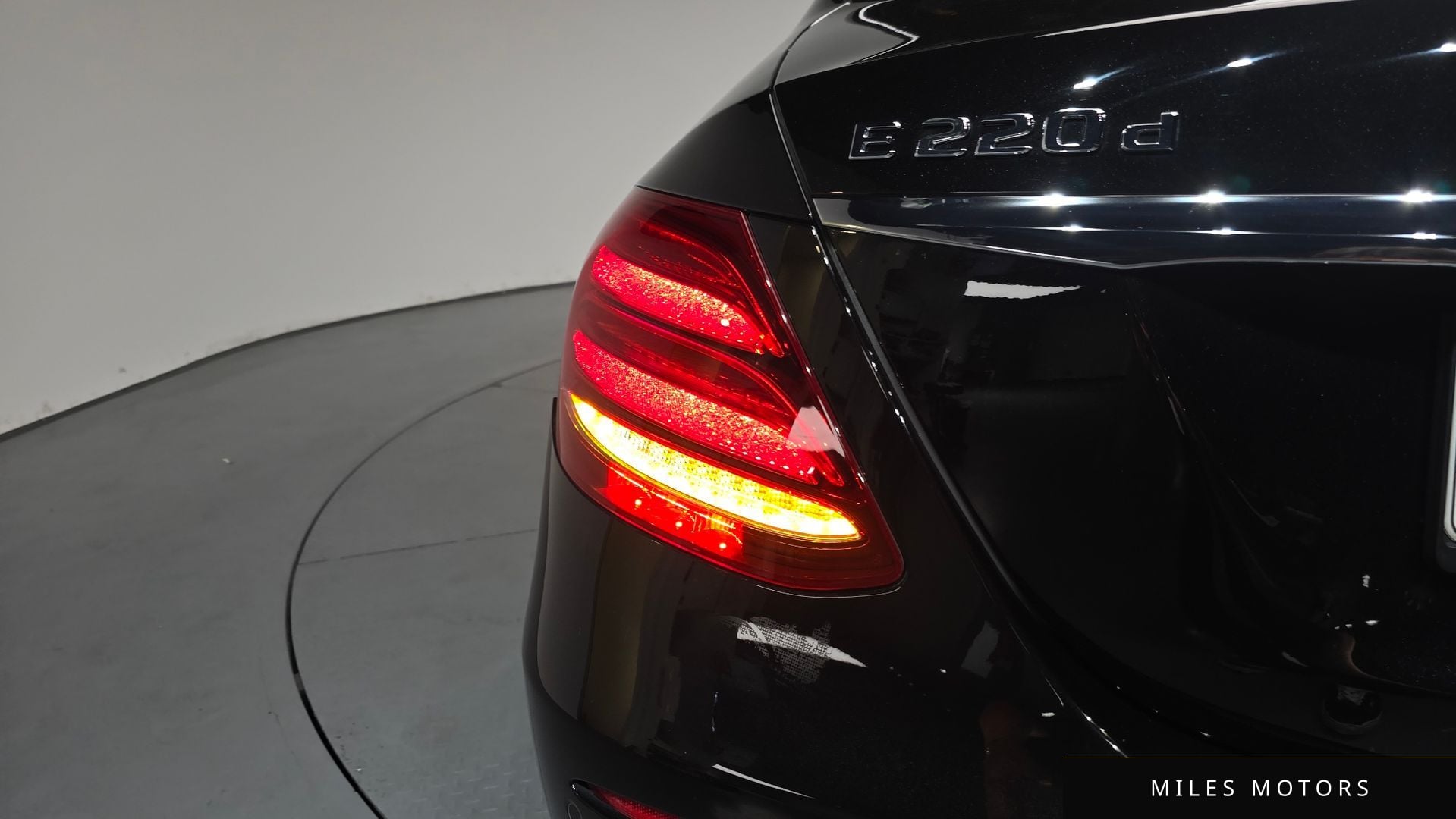 Mercedes-Benz E-Class W213 2019 — миниатюра 8