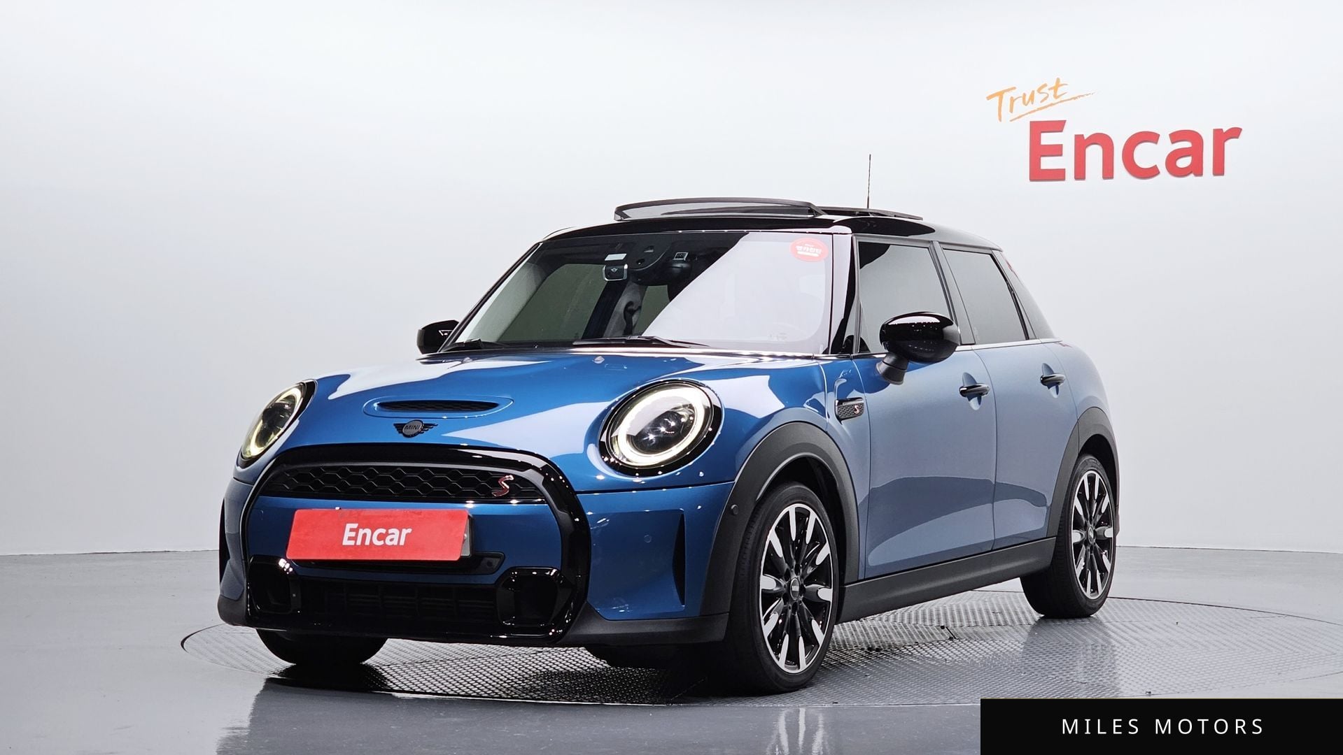 MINI Cooper S 2022 — фото 1 из 12