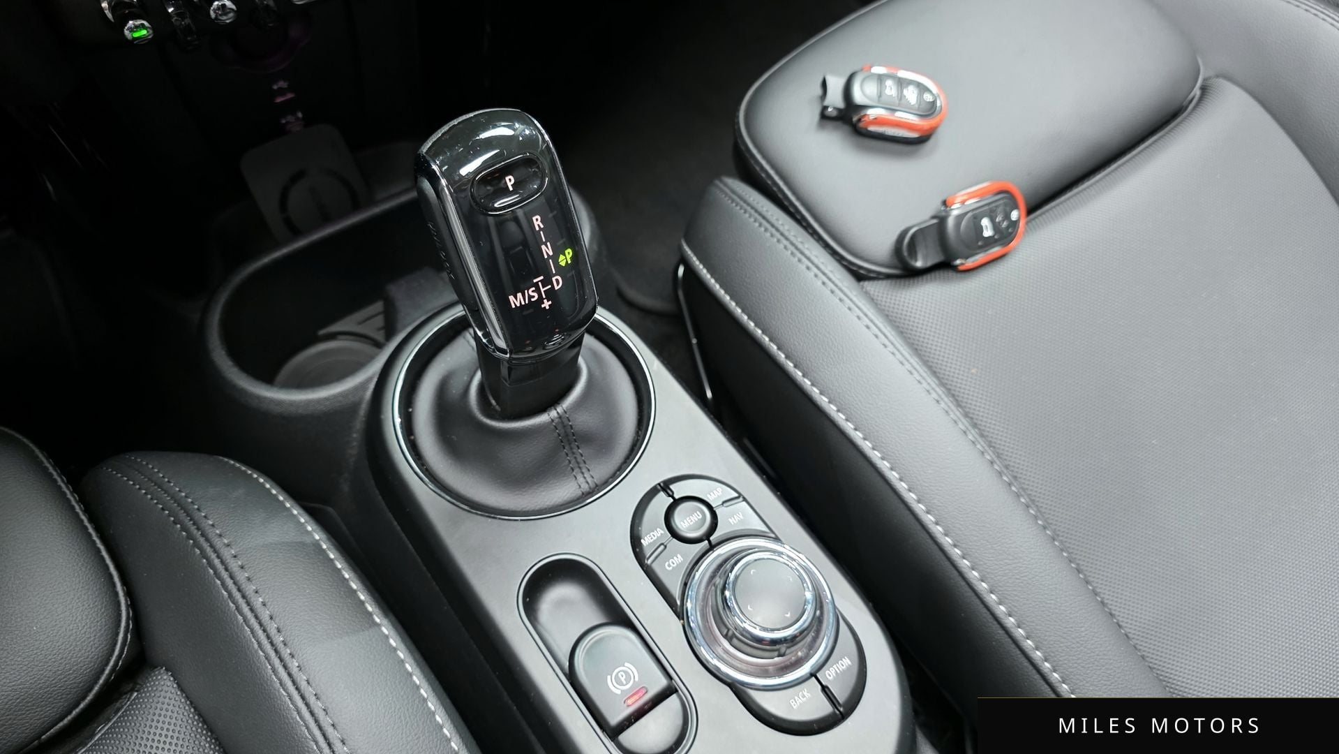 MINI Cooper S 2022 — миниатюра 12