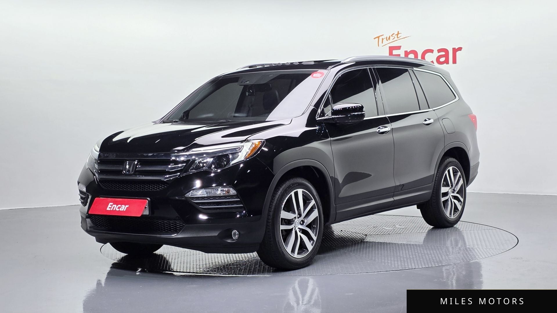 Honda Pilot 2017 — фото 1 из 12