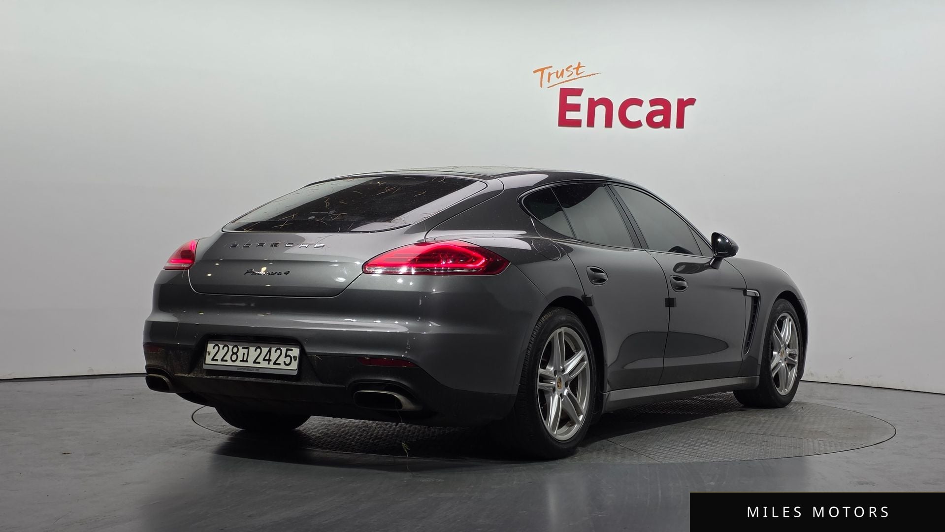 Porsche Panamera 2014 — миниатюра 2