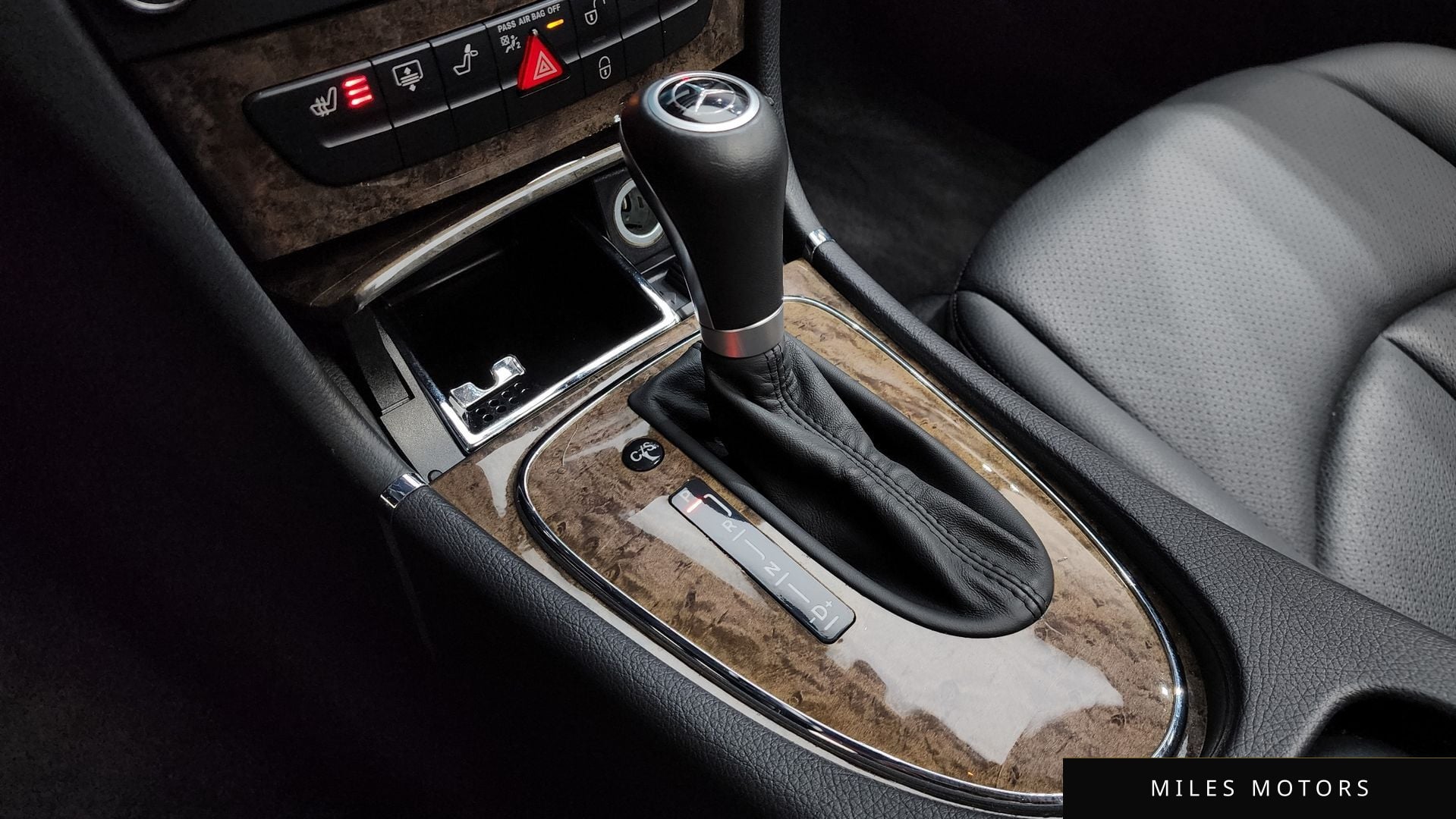 Mercedes-Benz E-Class W211 2009 — миниатюра 9