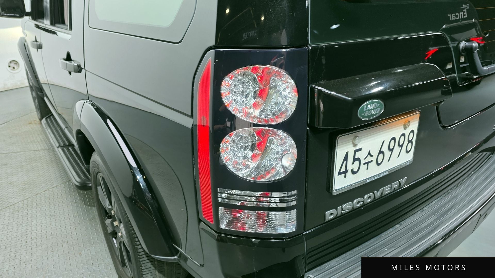 Land Rover Discovery 2015 — миниатюра 8