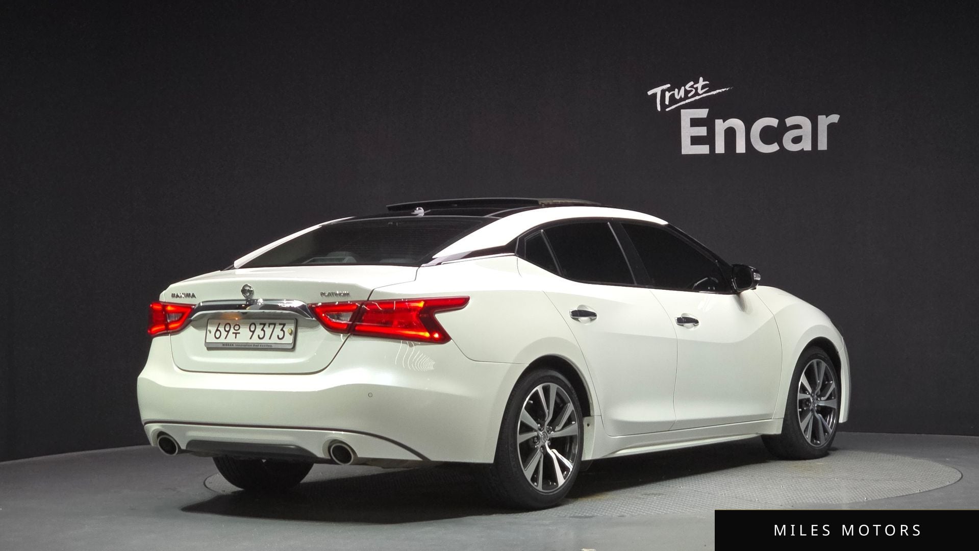 Nissan Maxima 2017 — миниатюра 2