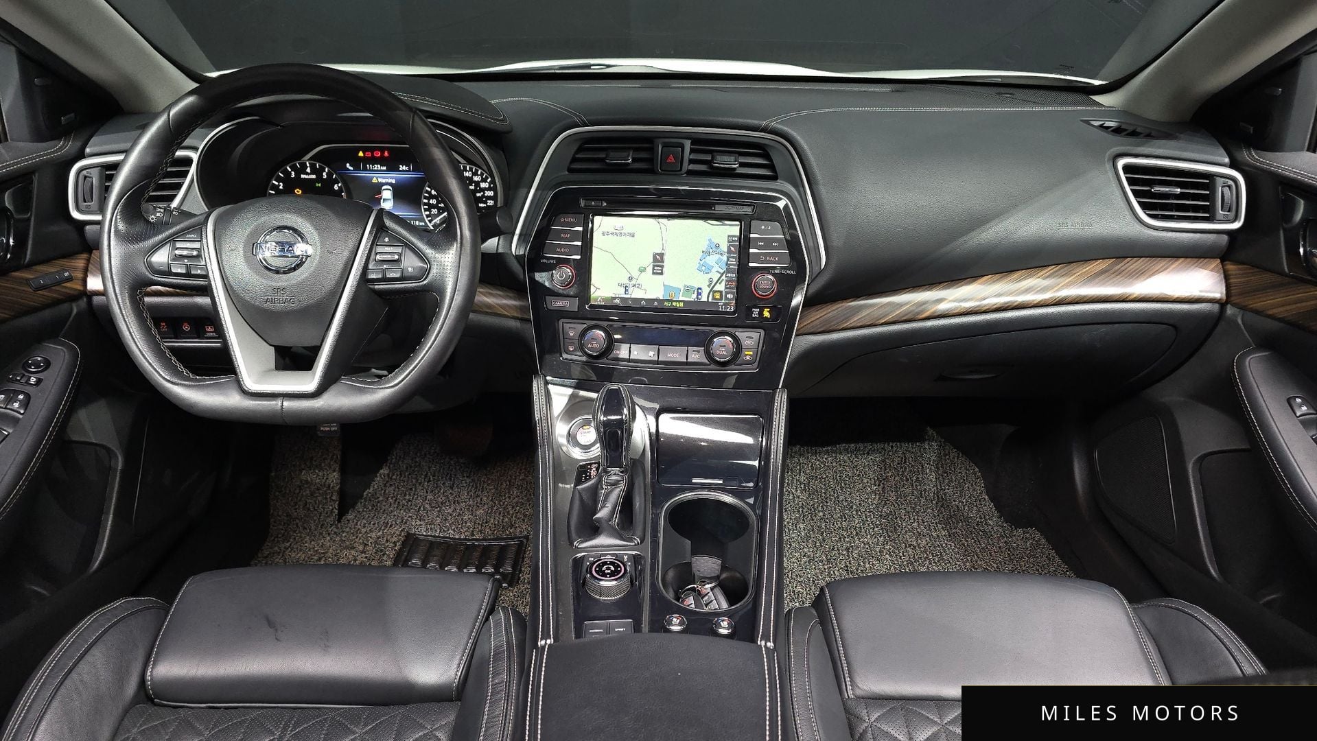 Nissan Maxima 2017 — миниатюра 7