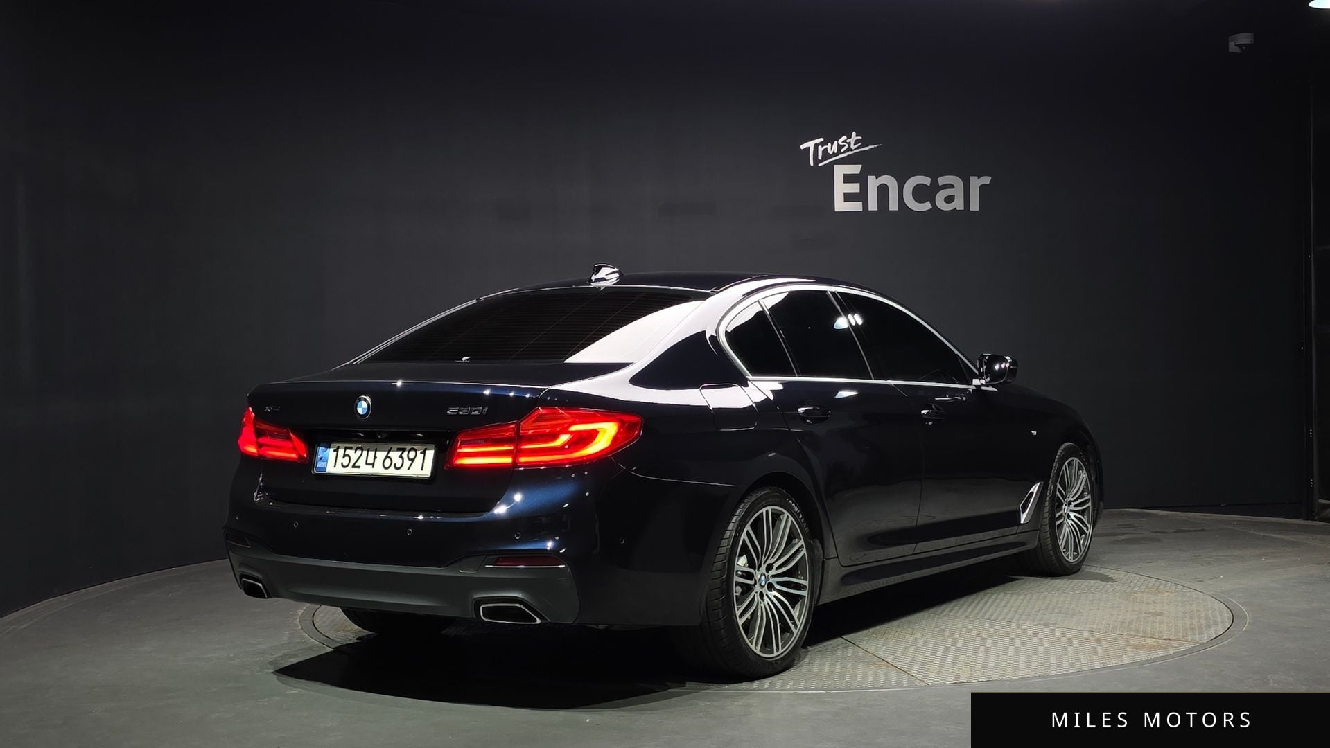 BMW 5 Series (G30) 2020 — миниатюра 2