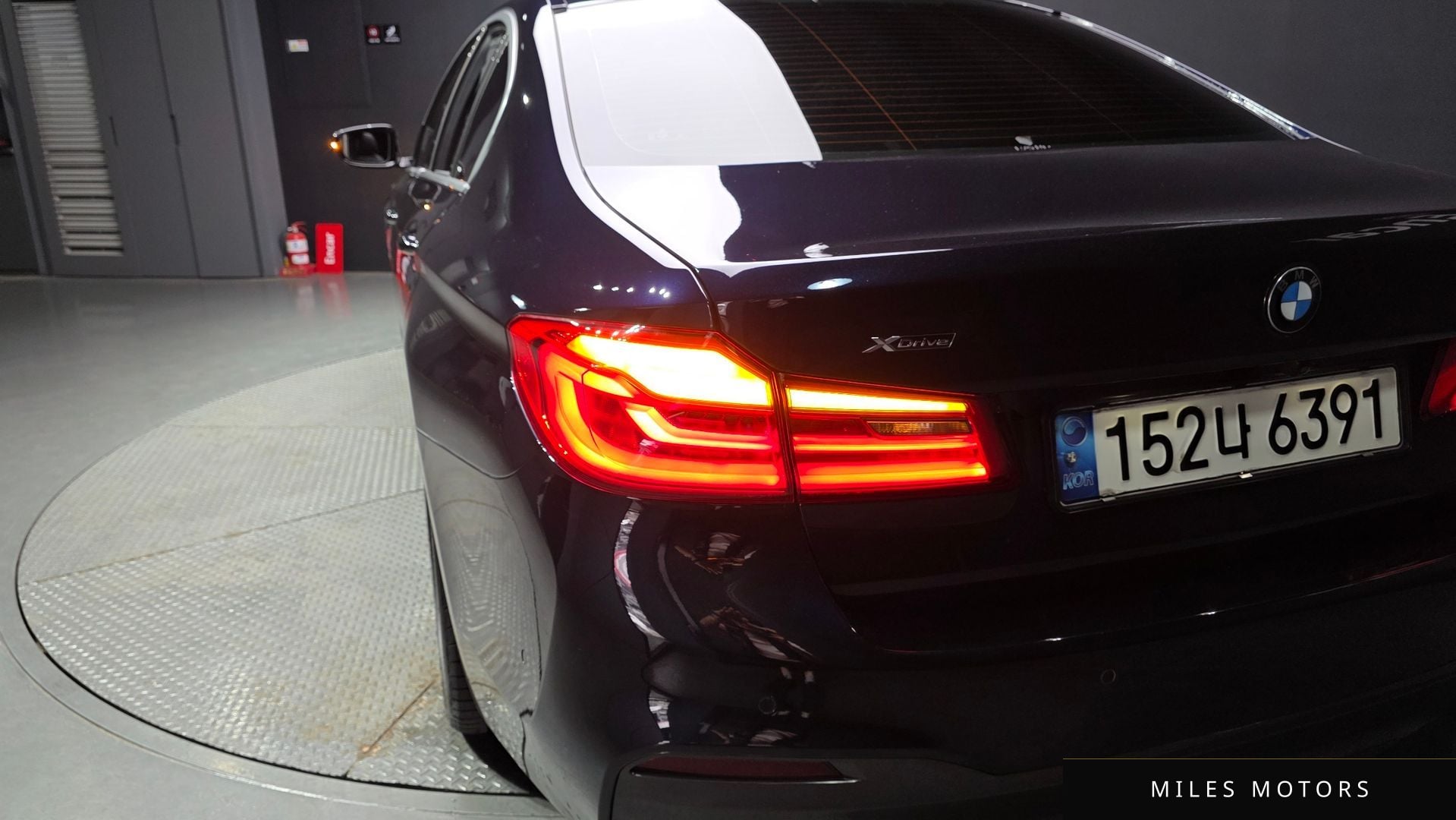 BMW 5 Series (G30) 2020 — миниатюра 9
