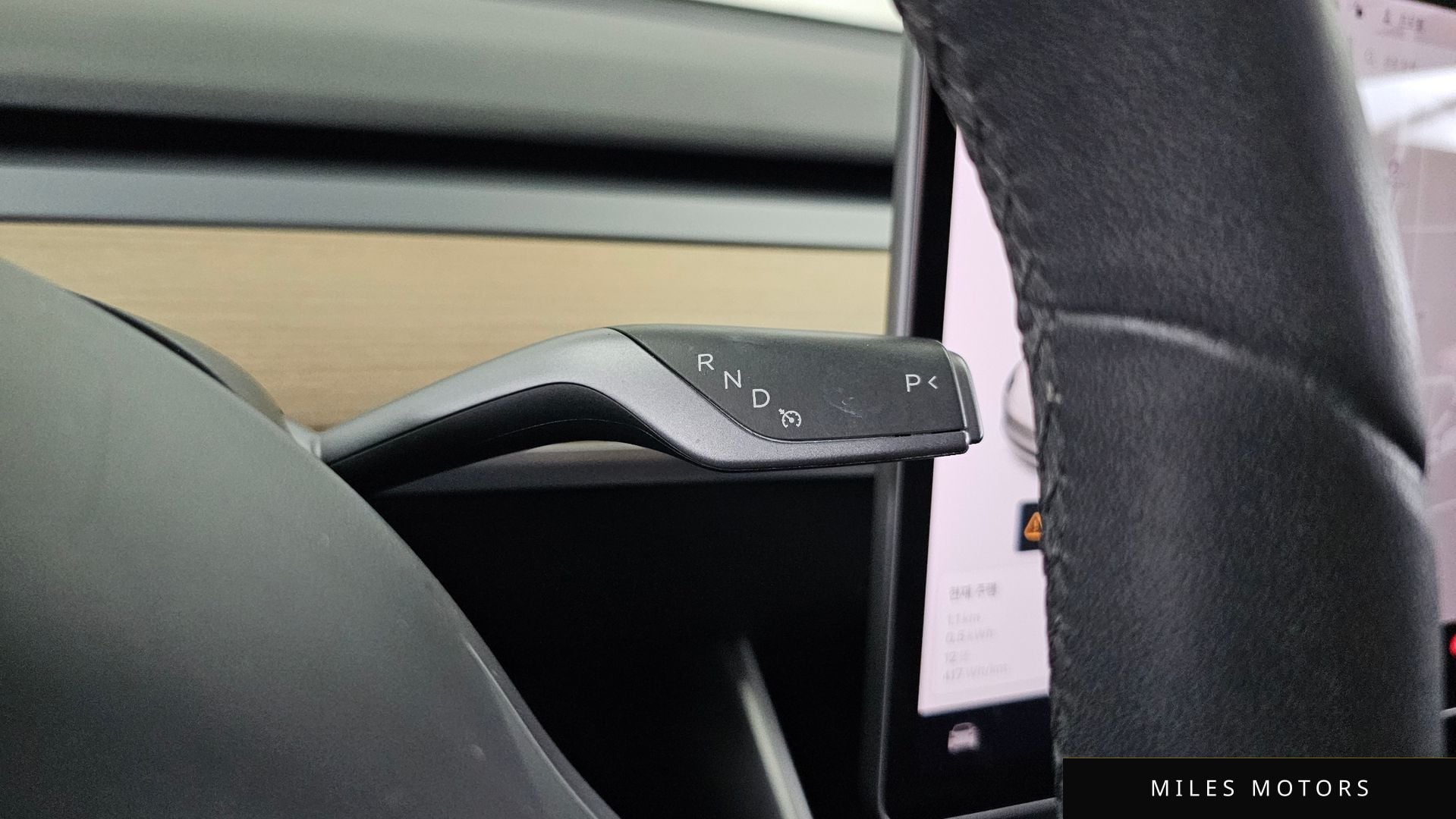Tesla Model 3 2020 — миниатюра 9