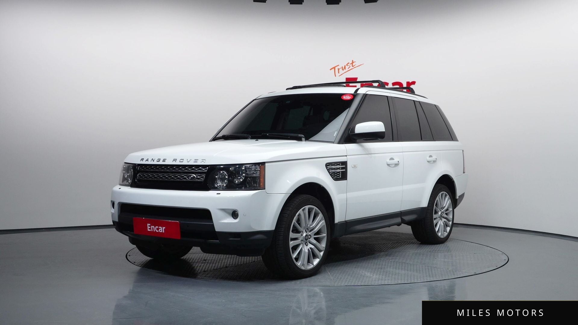 Land Rover Range Rover Sport 2013 — фото 1 из 12
