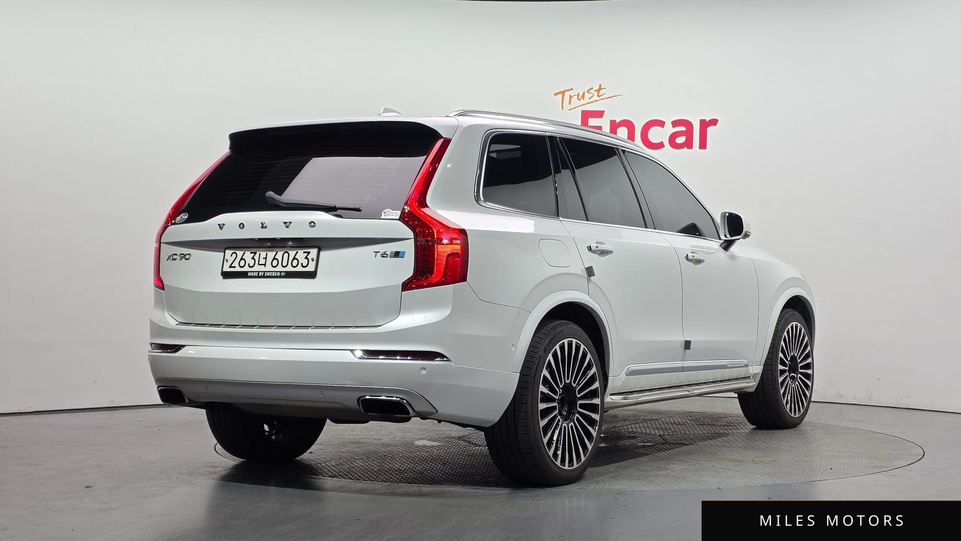 Volvo XC90 2017 — миниатюра 2