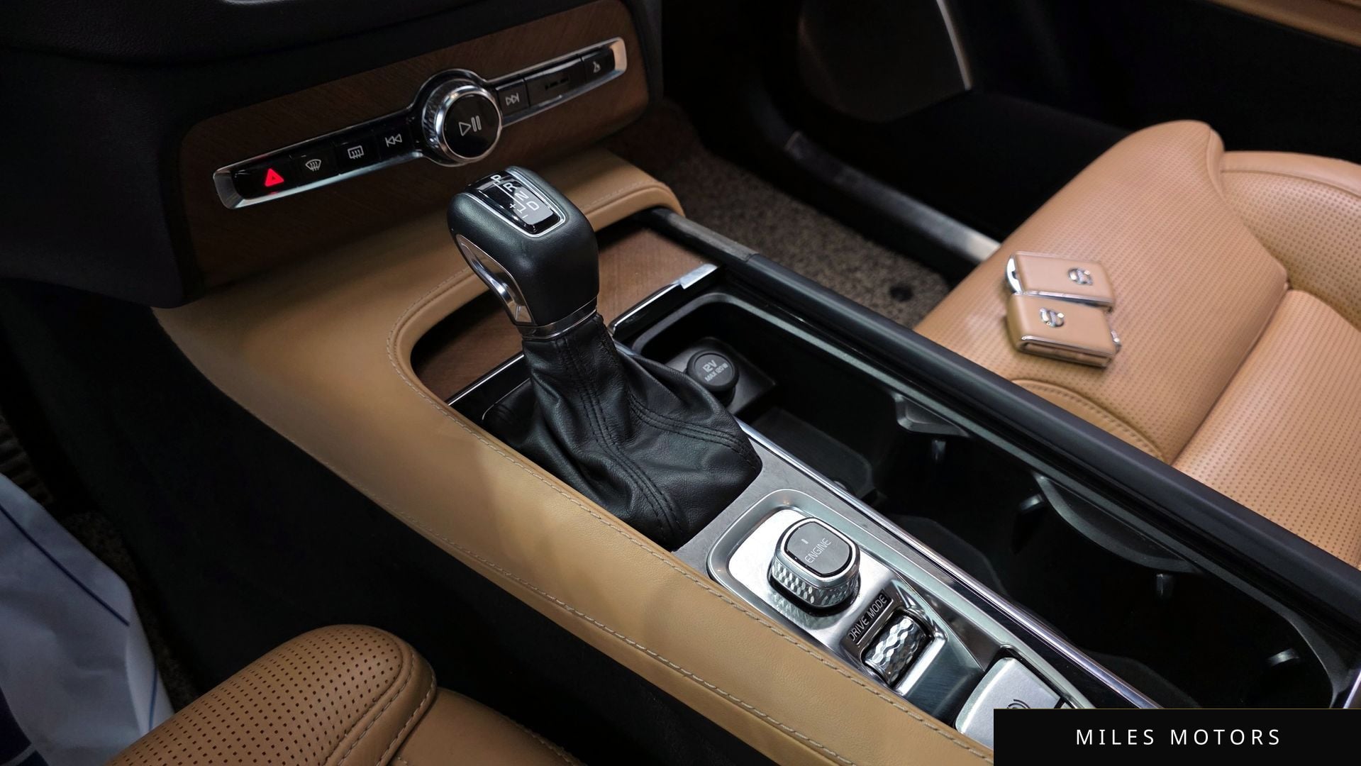 Volvo XC90 2017 — миниатюра 12
