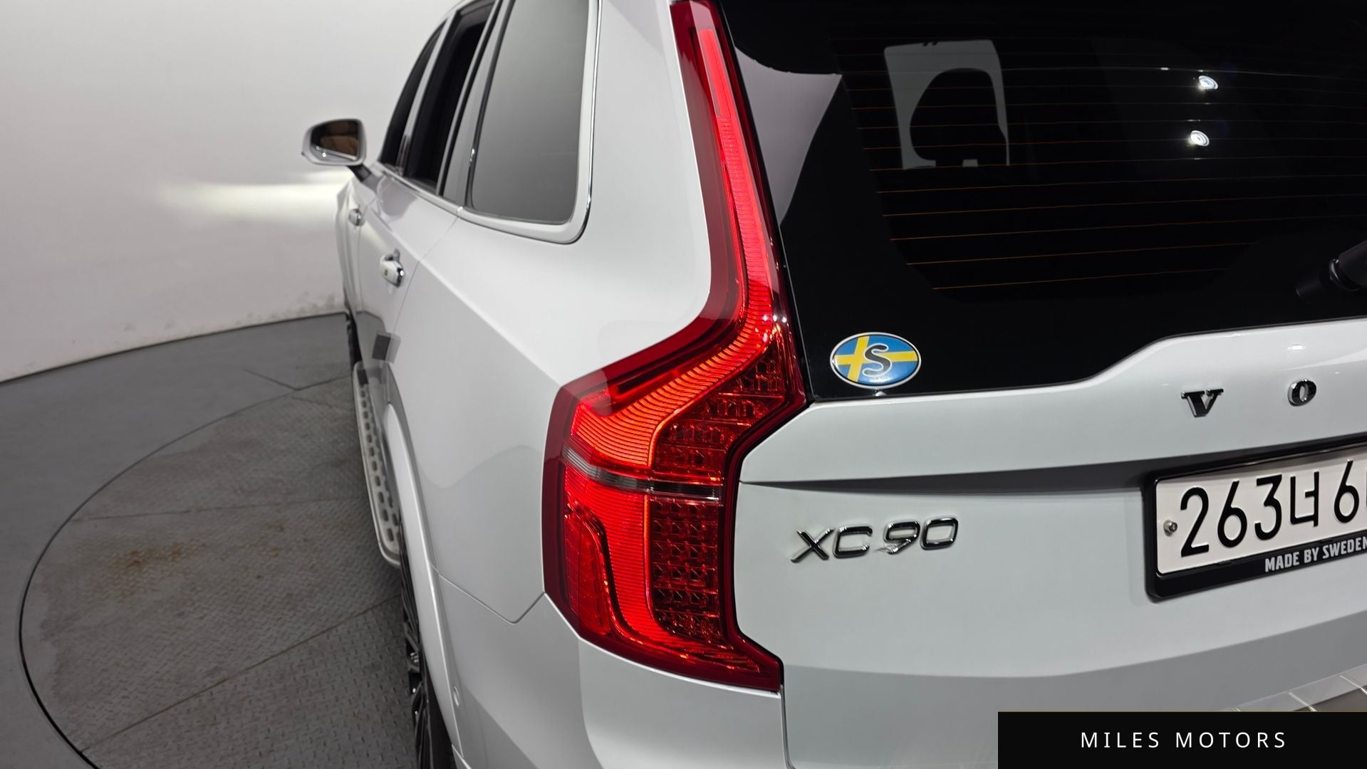 Volvo XC90 2017 — миниатюра 9