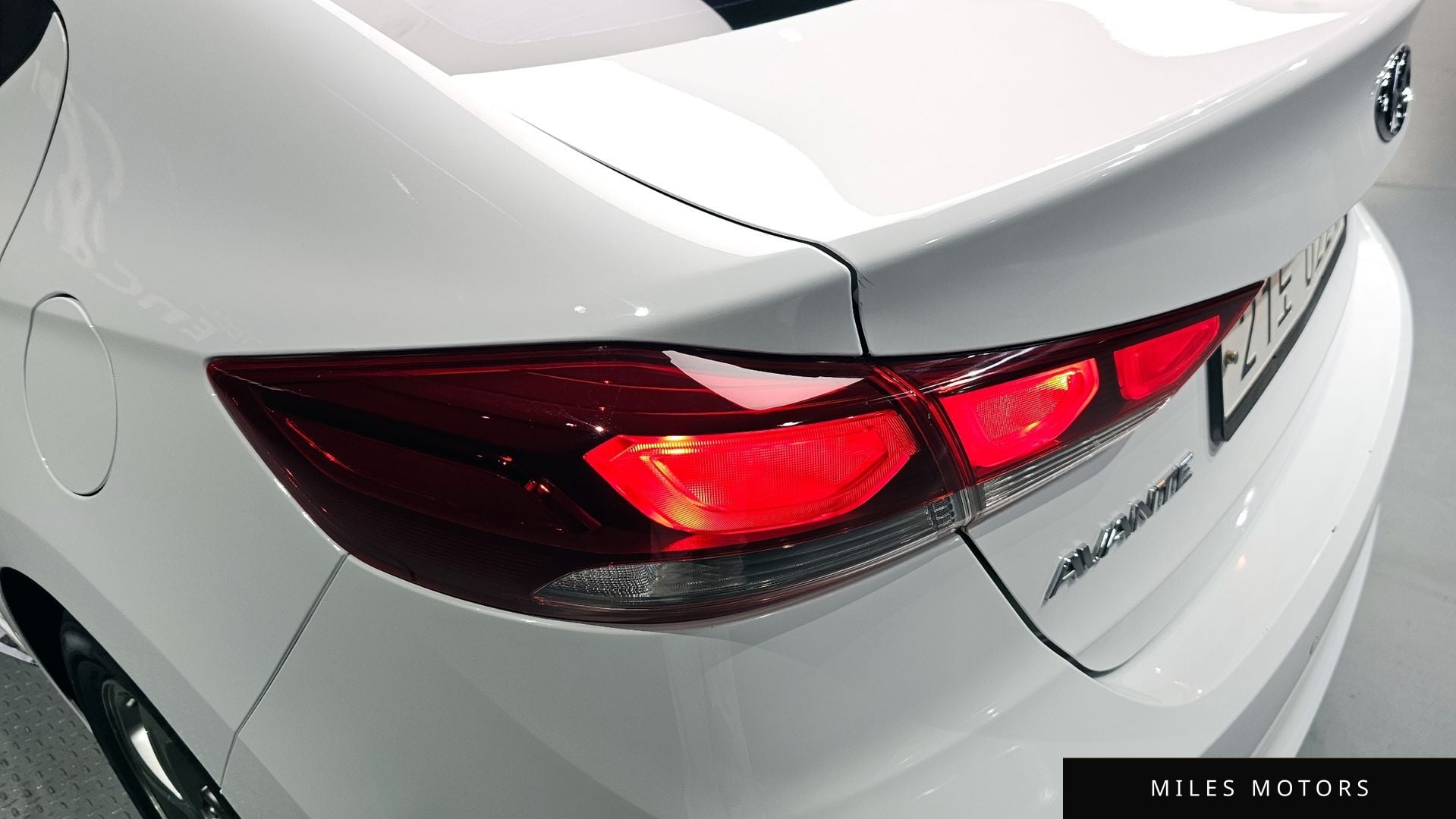 Hyundai AVANTE 2017 — миниатюра 9