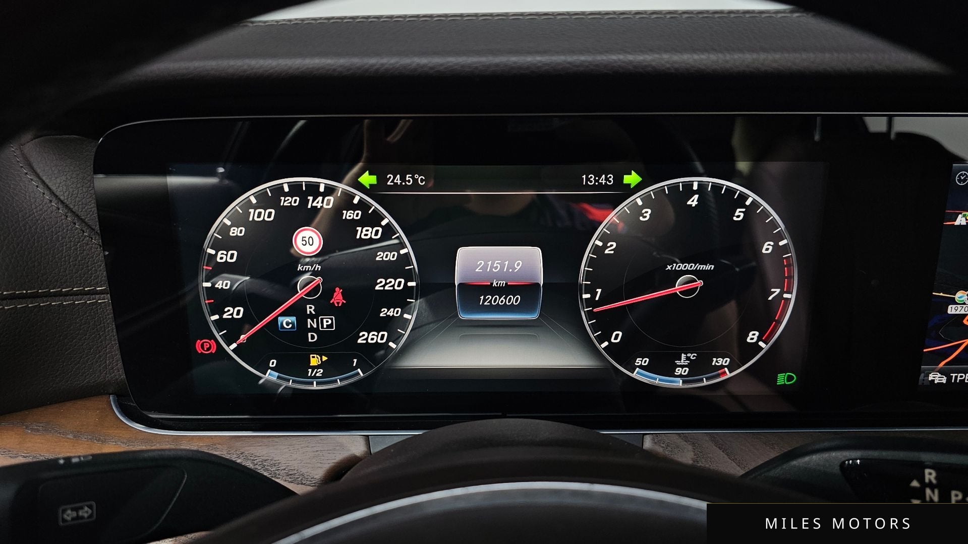 Mercedes-Benz E-Class W213 2017 — миниатюра 11